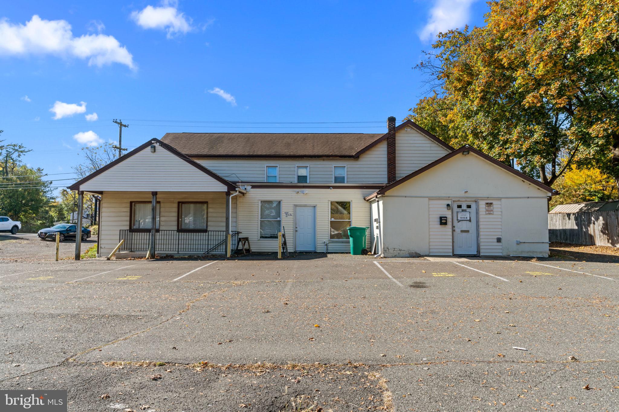 KENWOOD - Commercial Sale