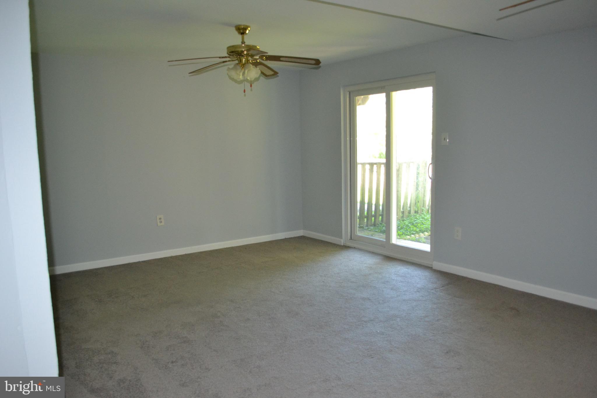 SOUTH HAMPTON - Residential Lease