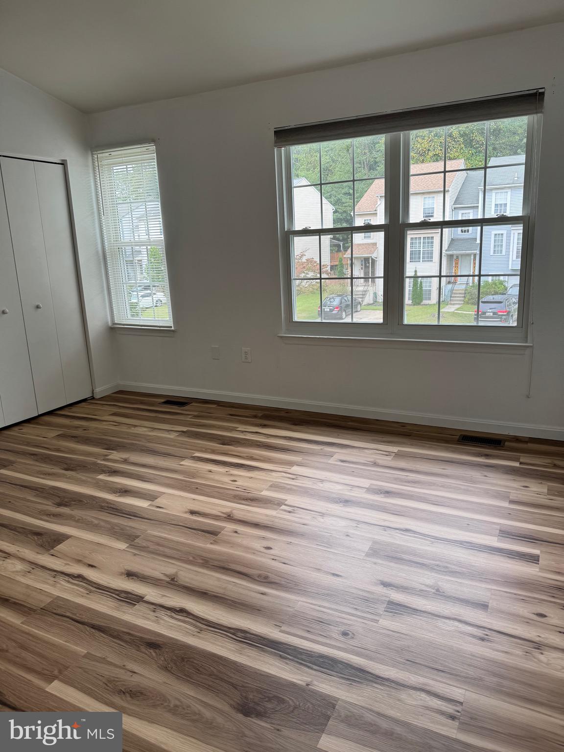 SOUTH HAMPTON - Residential Lease