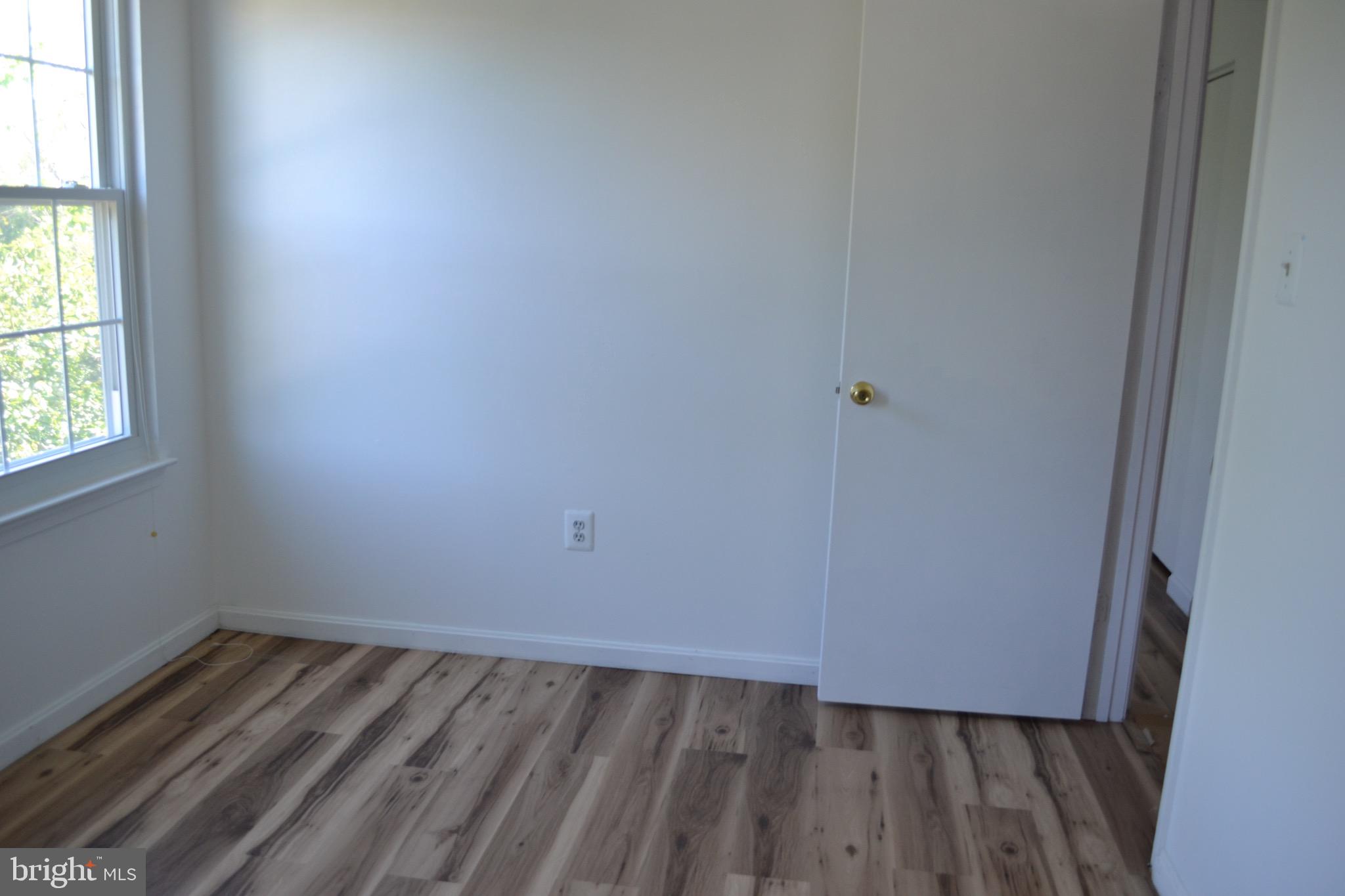 SOUTH HAMPTON - Residential Lease