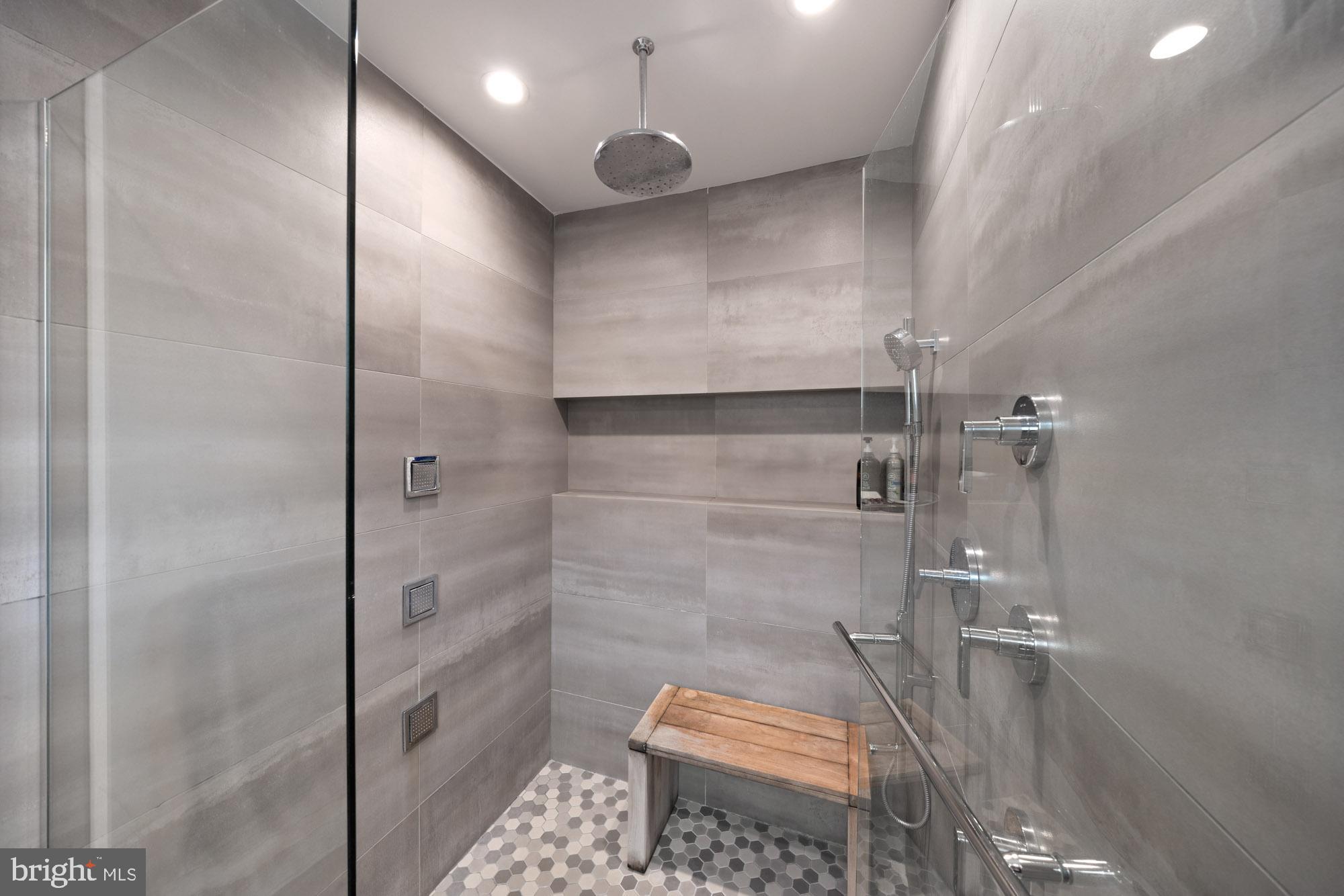 OLD CITY - Residential