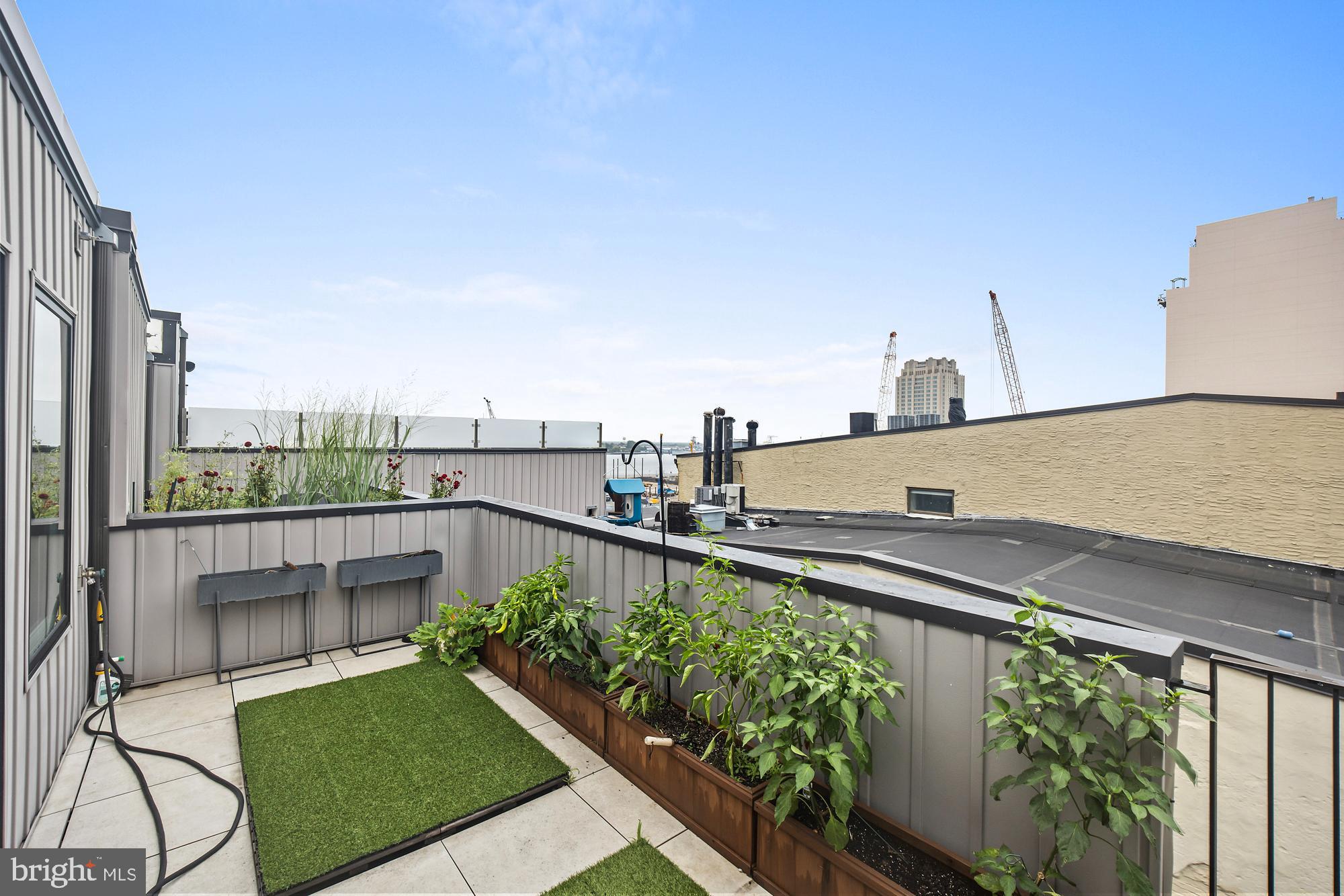 OLD CITY - Residential