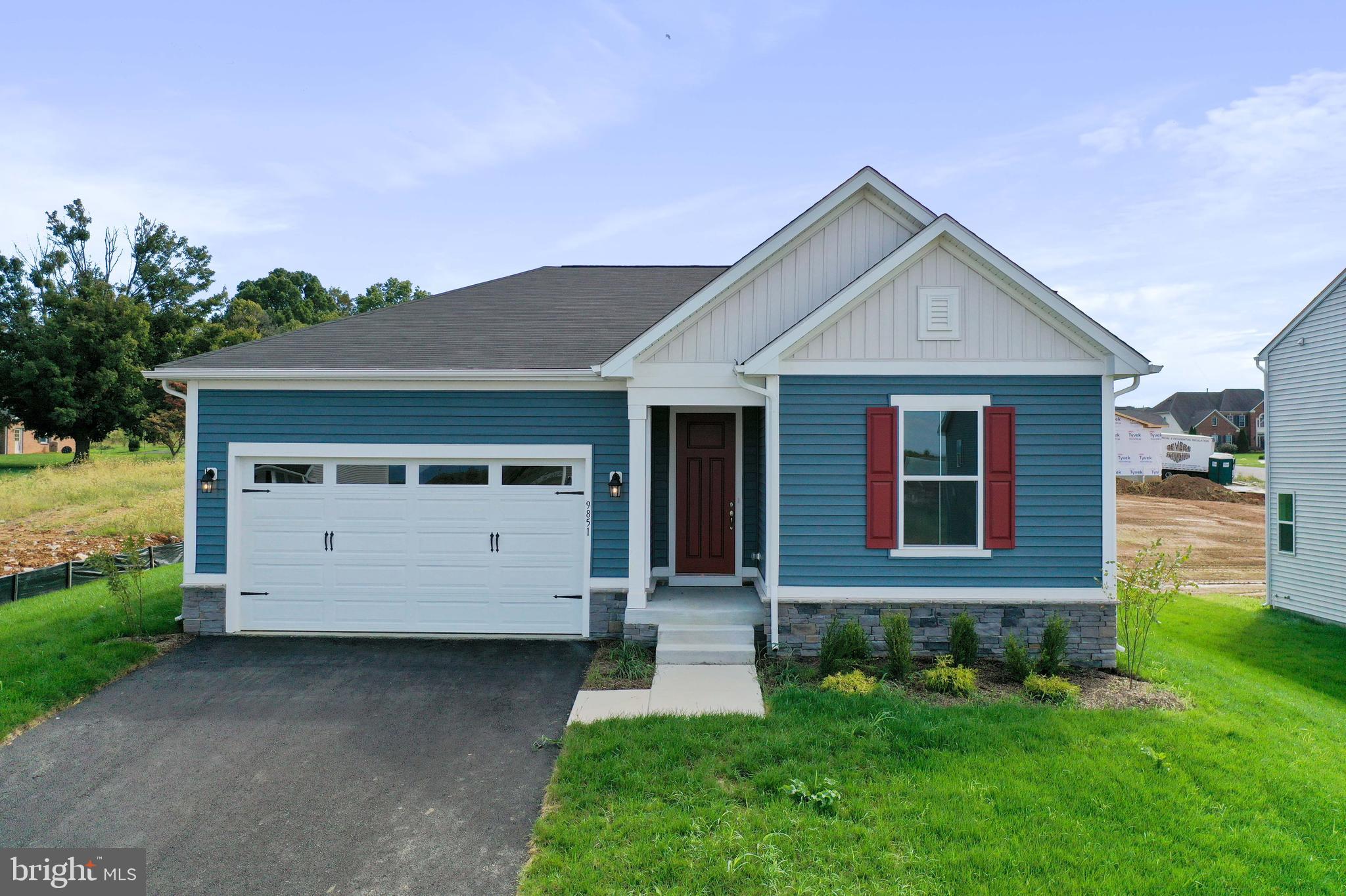 ELMWOOD FARM - Residential