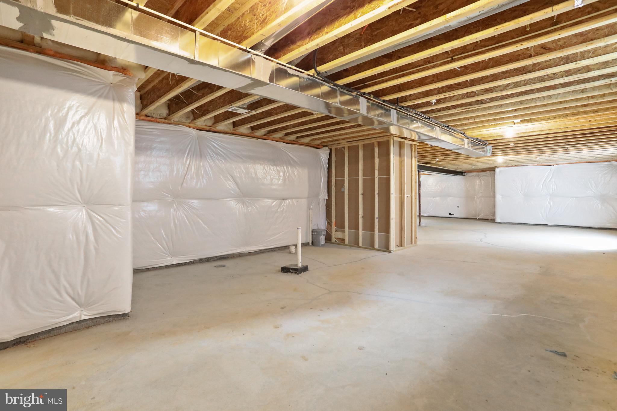 ELMWOOD FARM - Residential