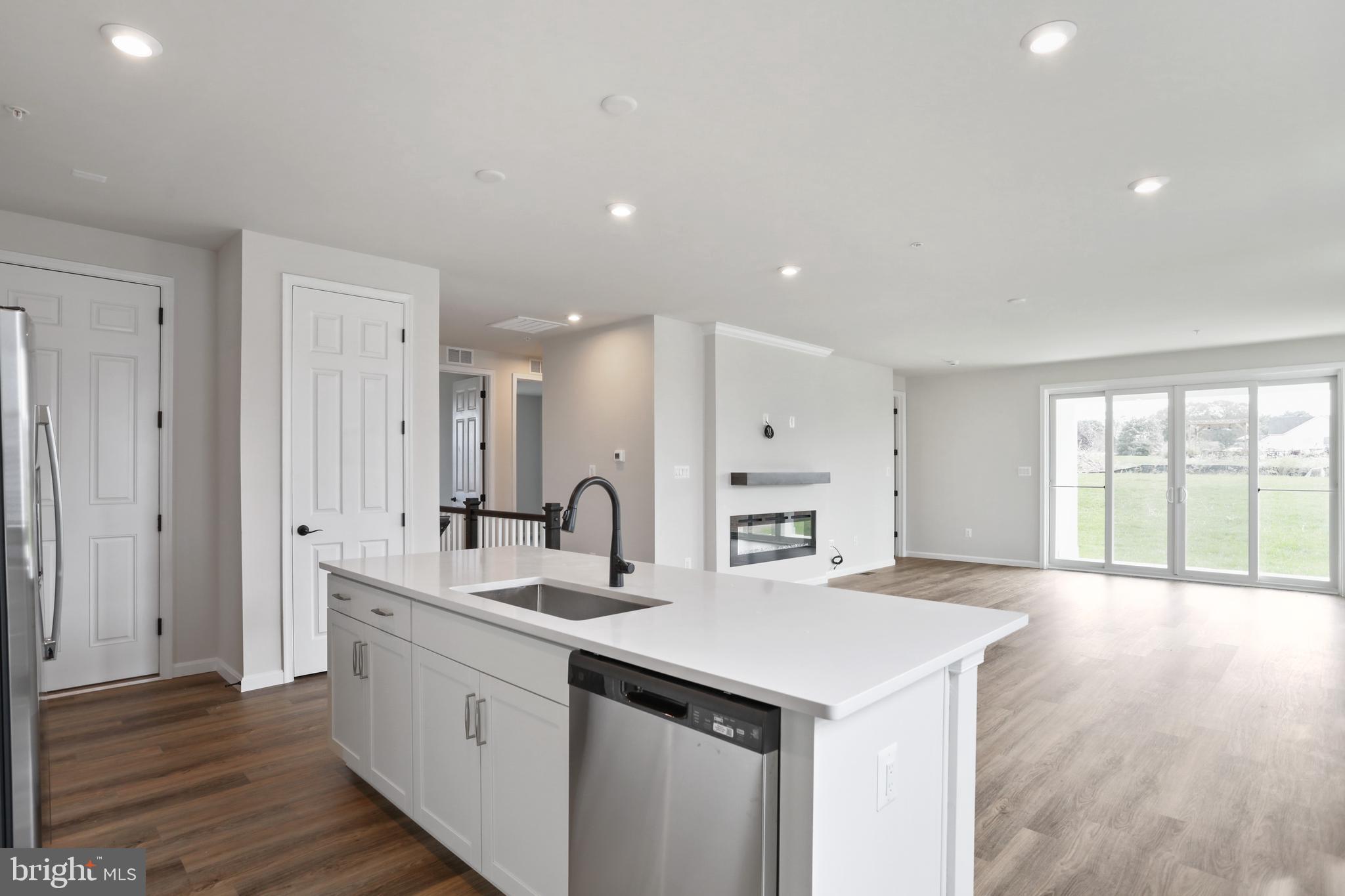 ELMWOOD FARM - Residential