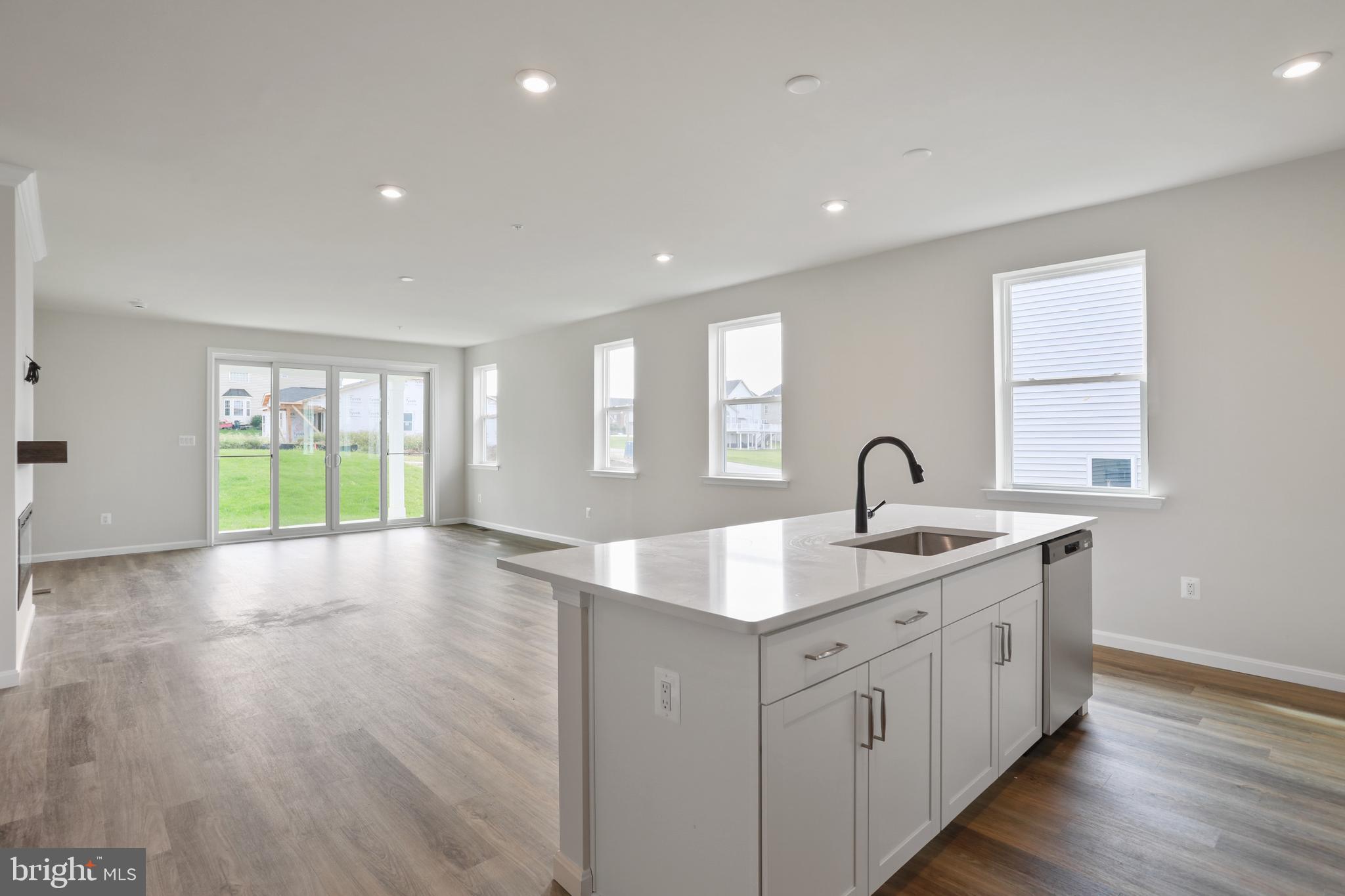 ELMWOOD FARM - Residential