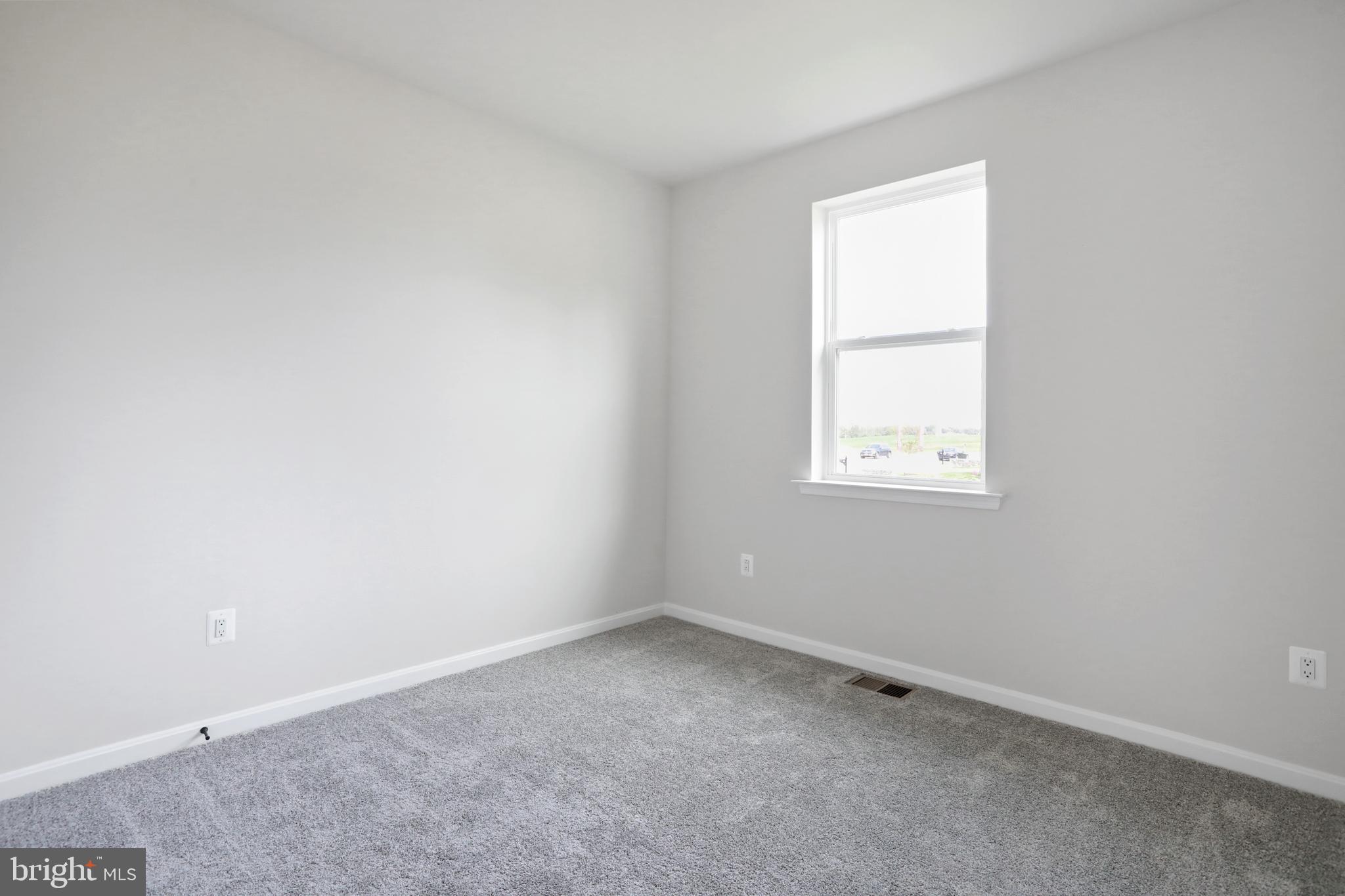 ELMWOOD FARM - Residential