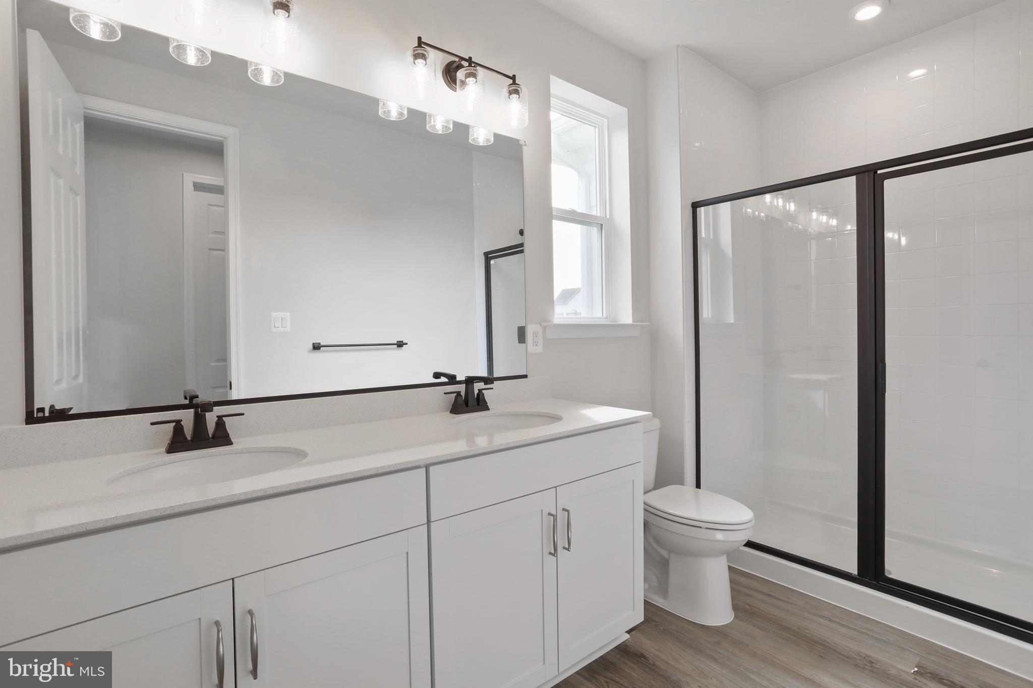 ELMWOOD FARM - Residential