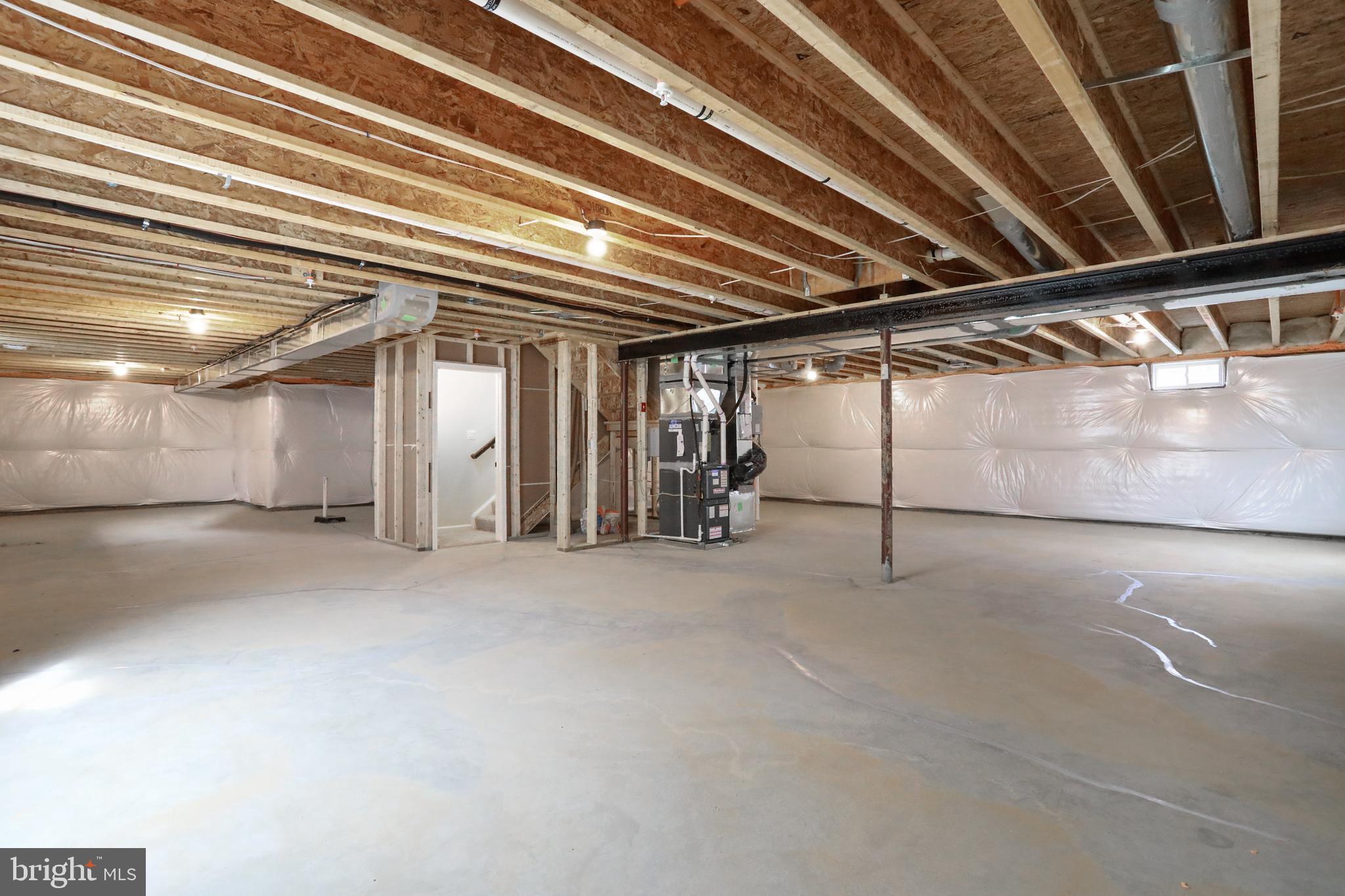 ELMWOOD FARM - Residential