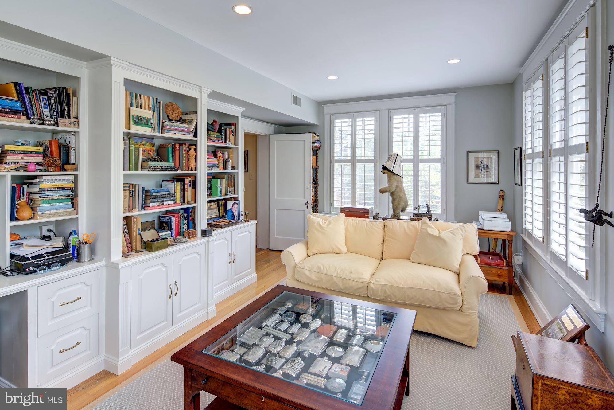 GLOVER PARK - Residential