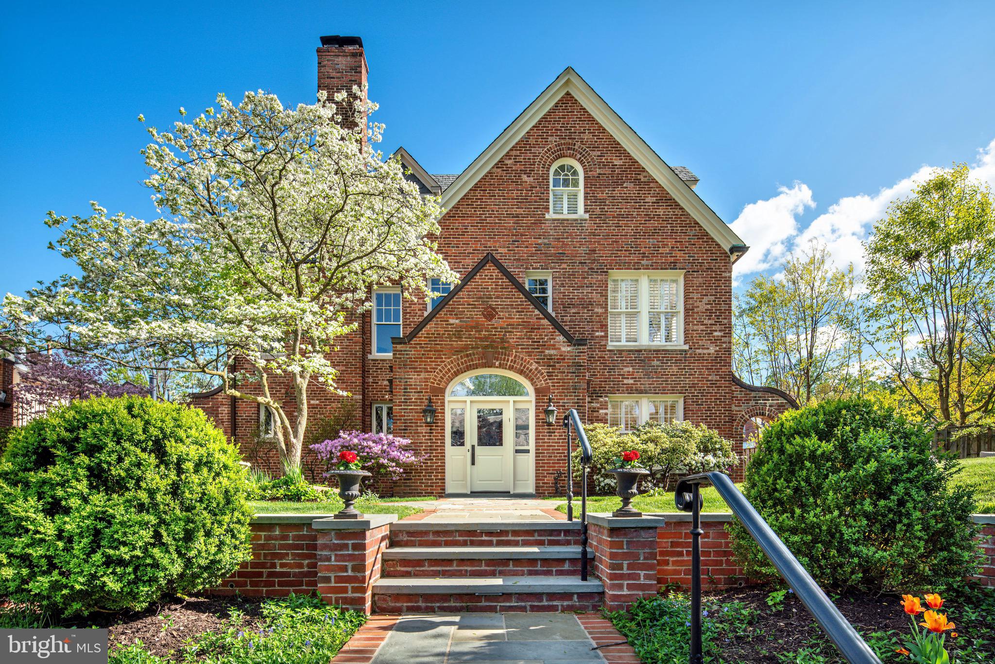 GLOVER PARK - Residential