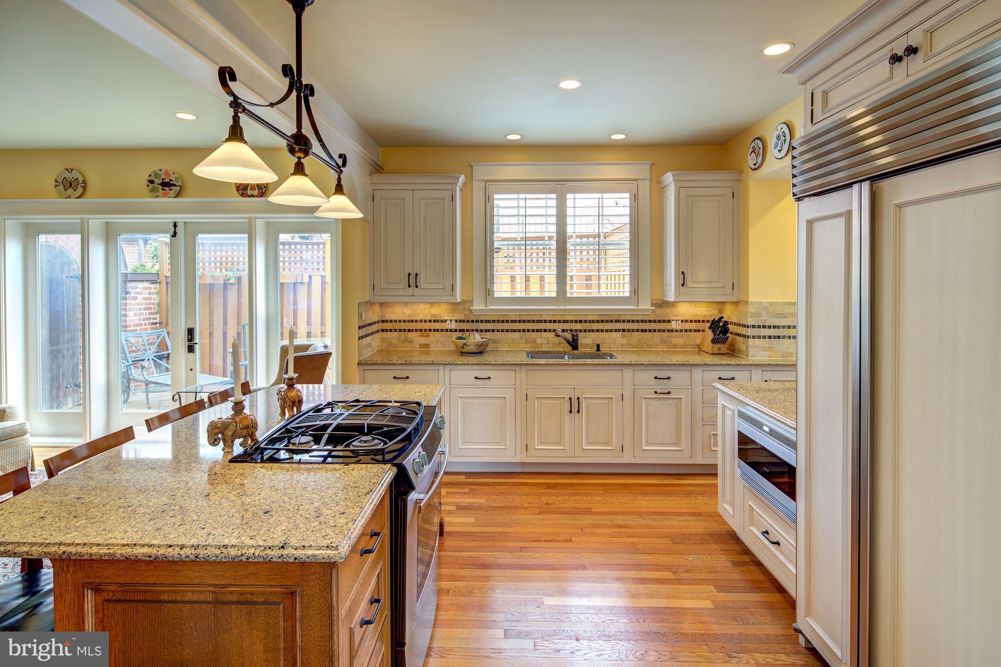 GLOVER PARK - Residential