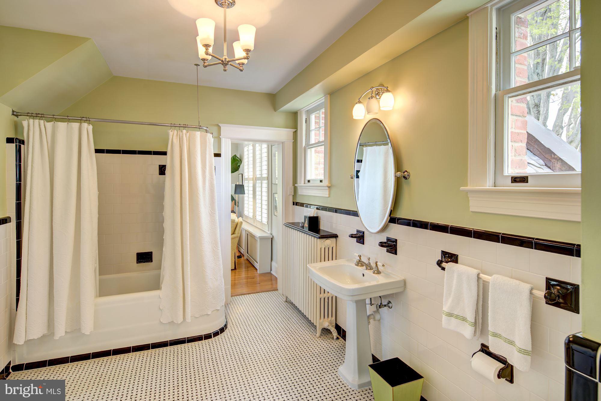 GLOVER PARK - Residential