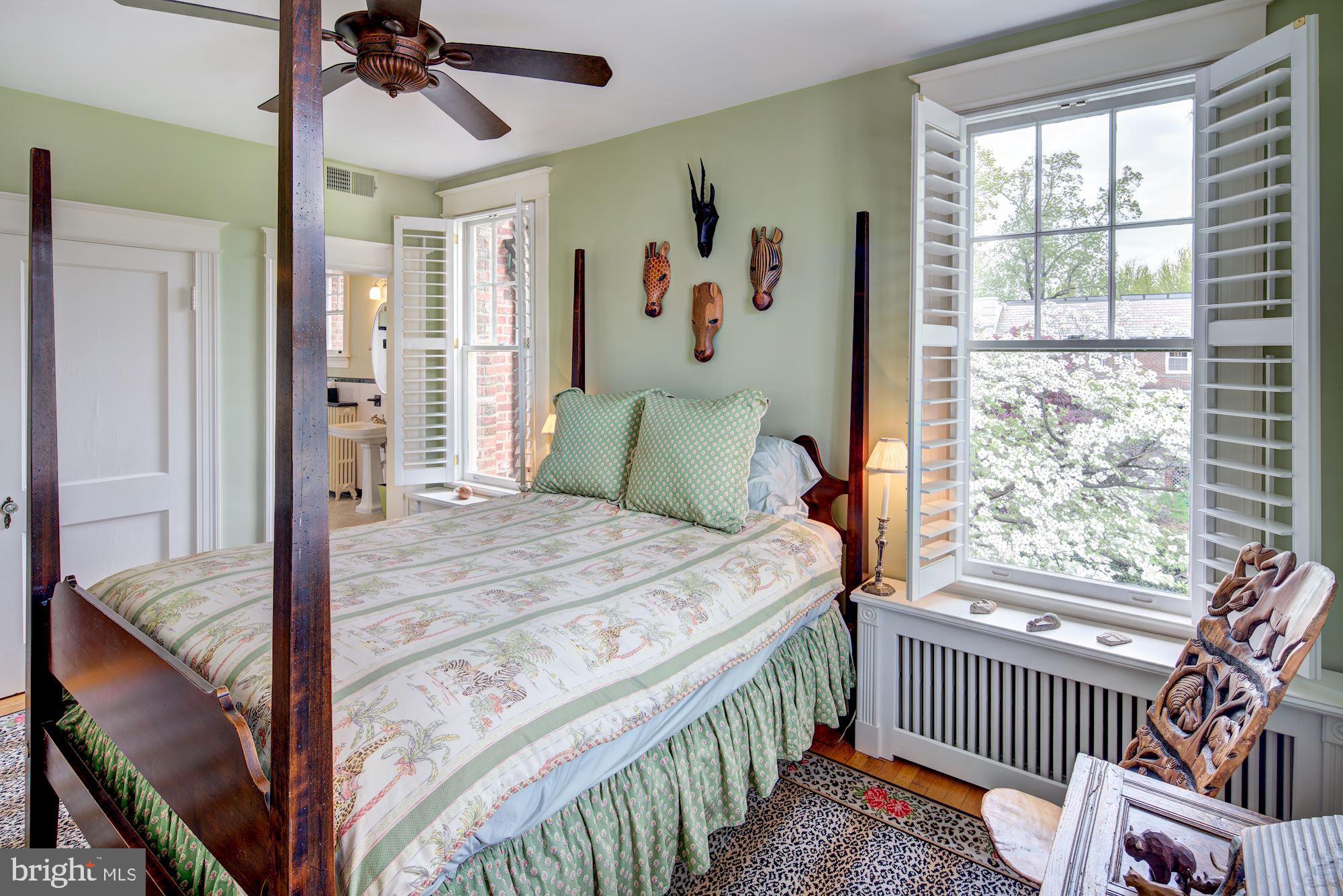 GLOVER PARK - Residential