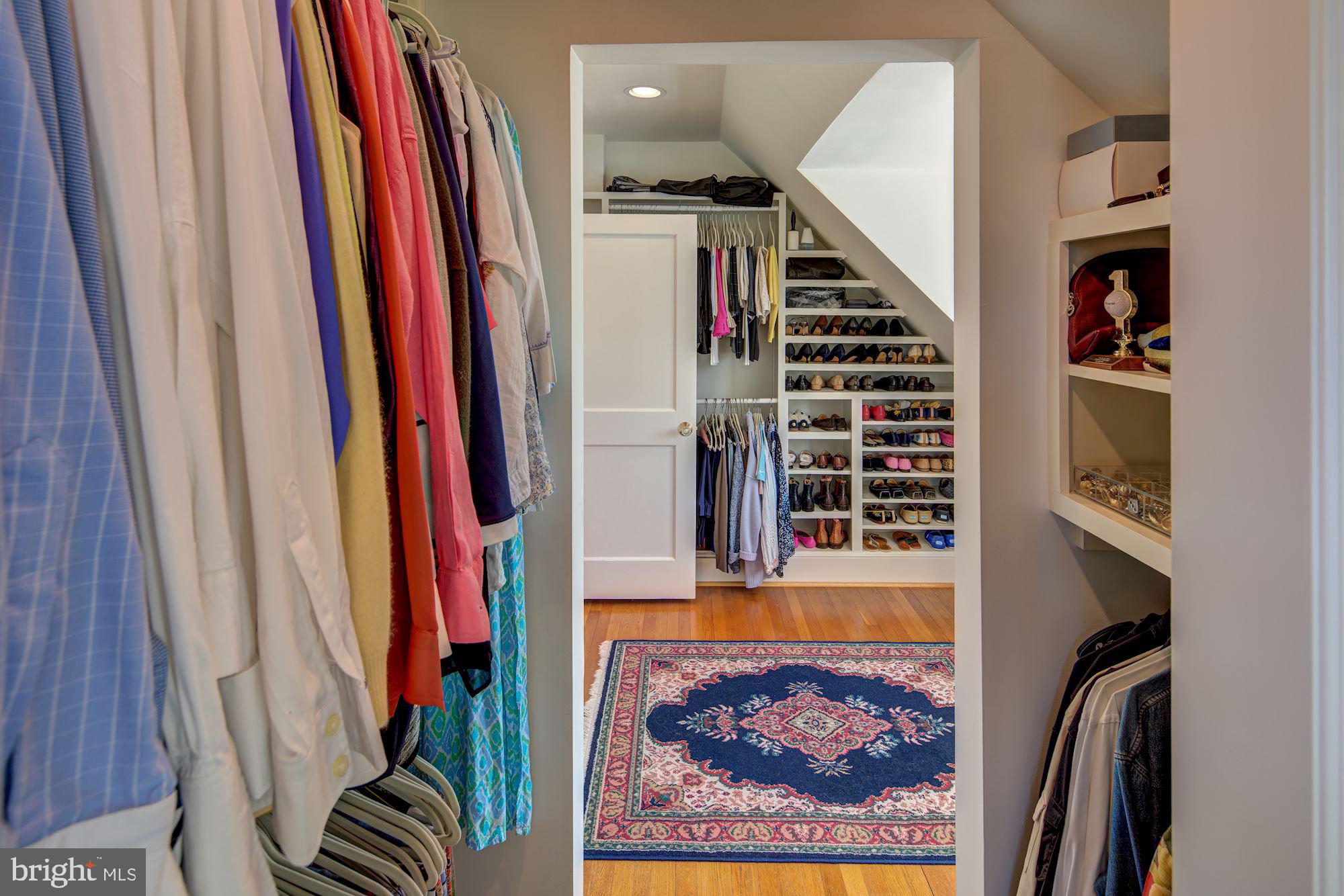 GLOVER PARK - Residential