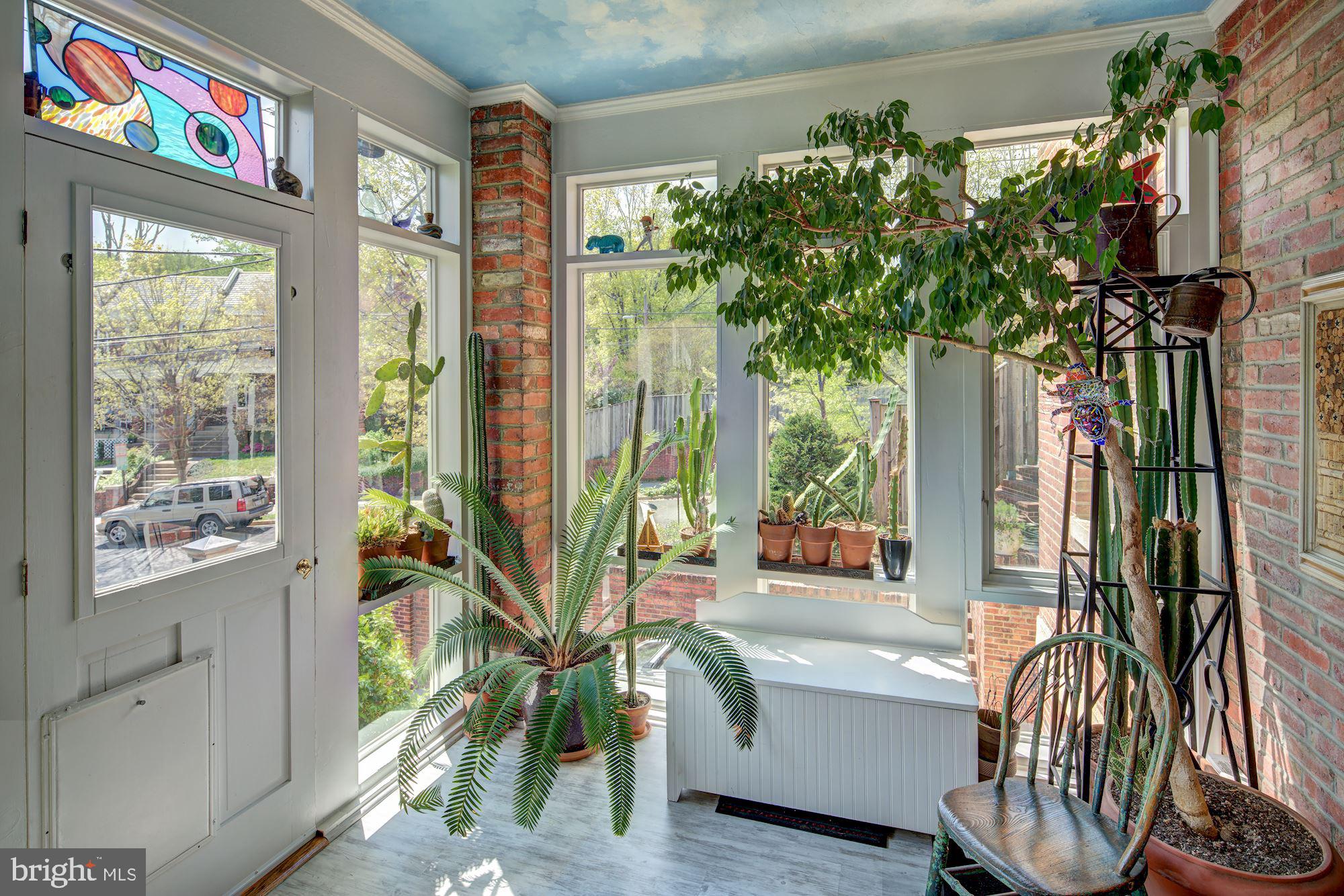 GLOVER PARK - Residential