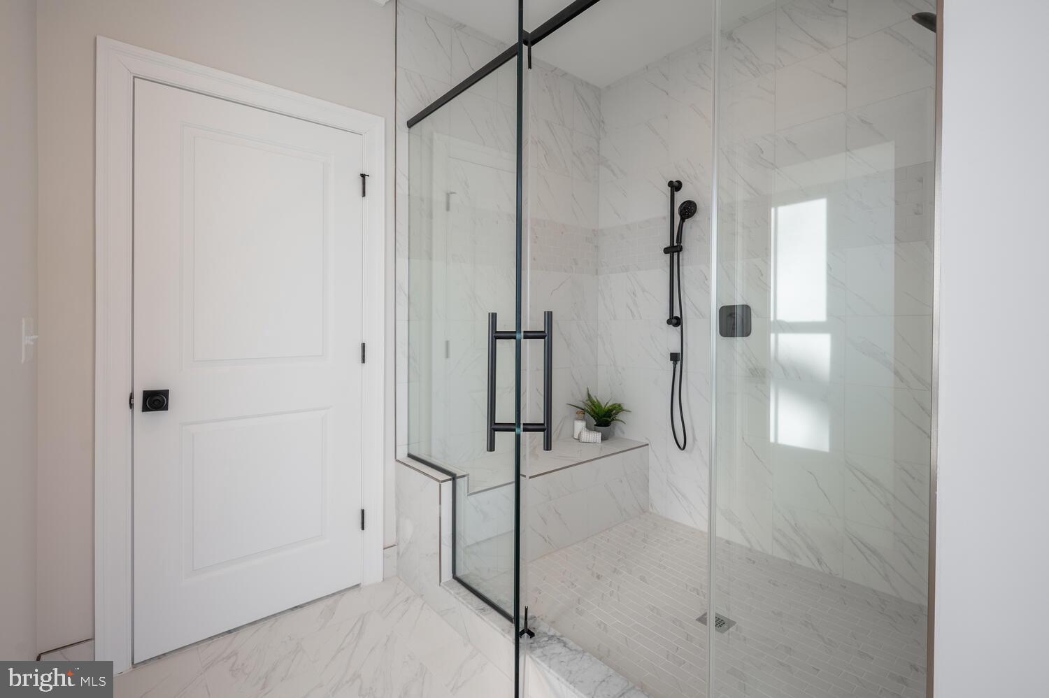 WAYCROFT - WOODLAWN - Residential