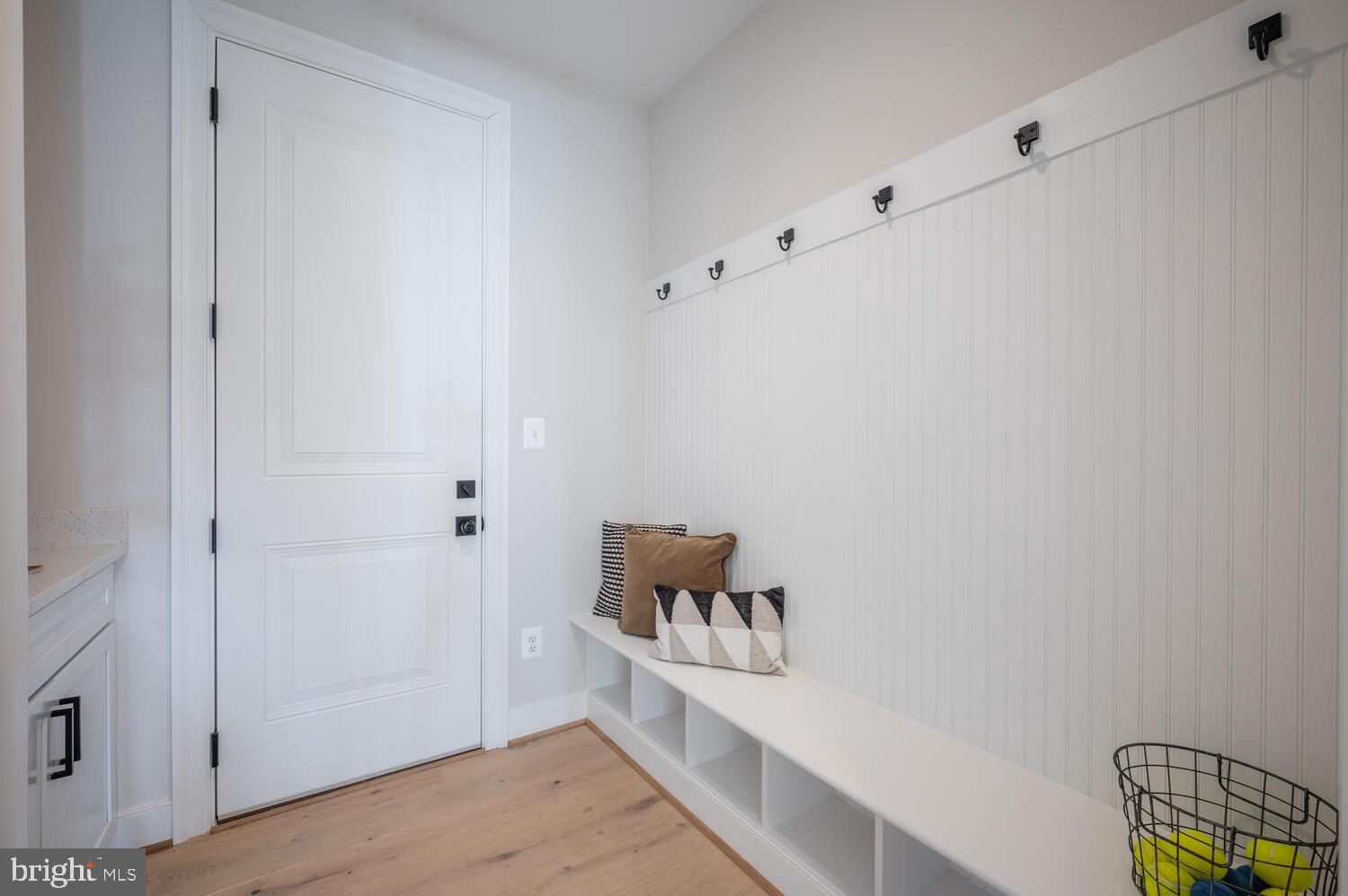 WAYCROFT - WOODLAWN - Residential