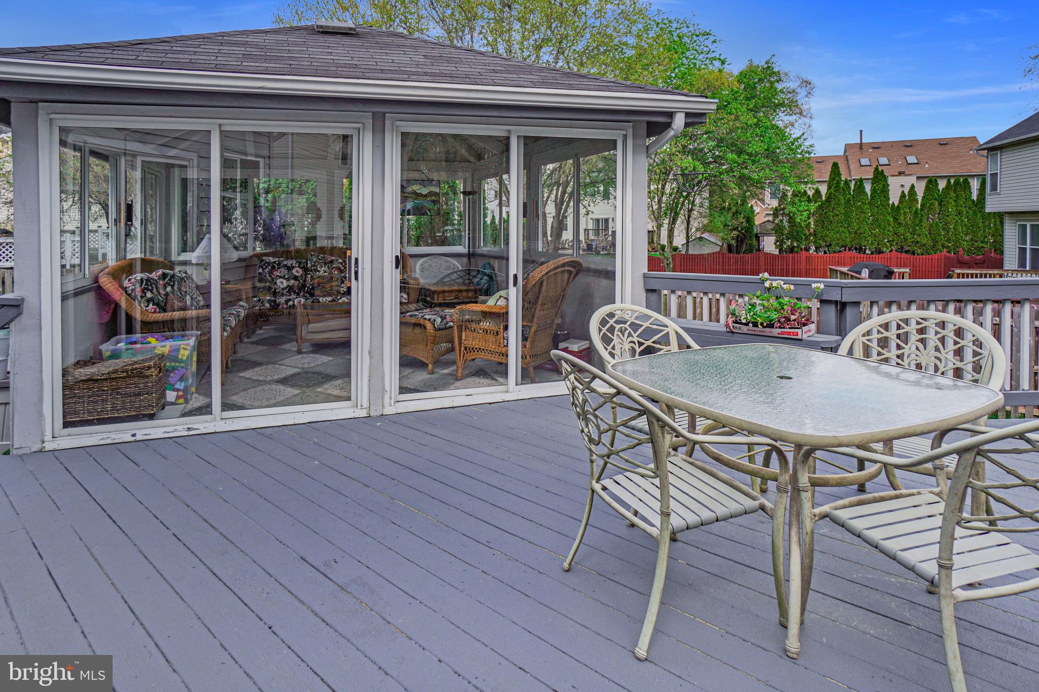 CHAPMAN FARM - Residential