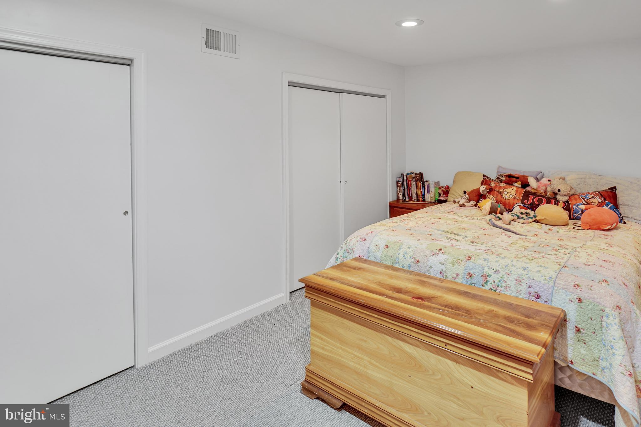 CHAPMAN FARM - Residential