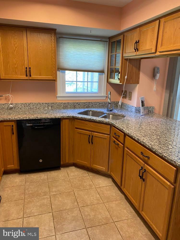 STRATFORD GLEN - Residential