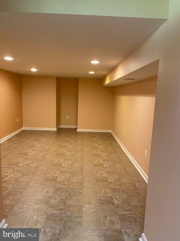 STRATFORD GLEN - Residential