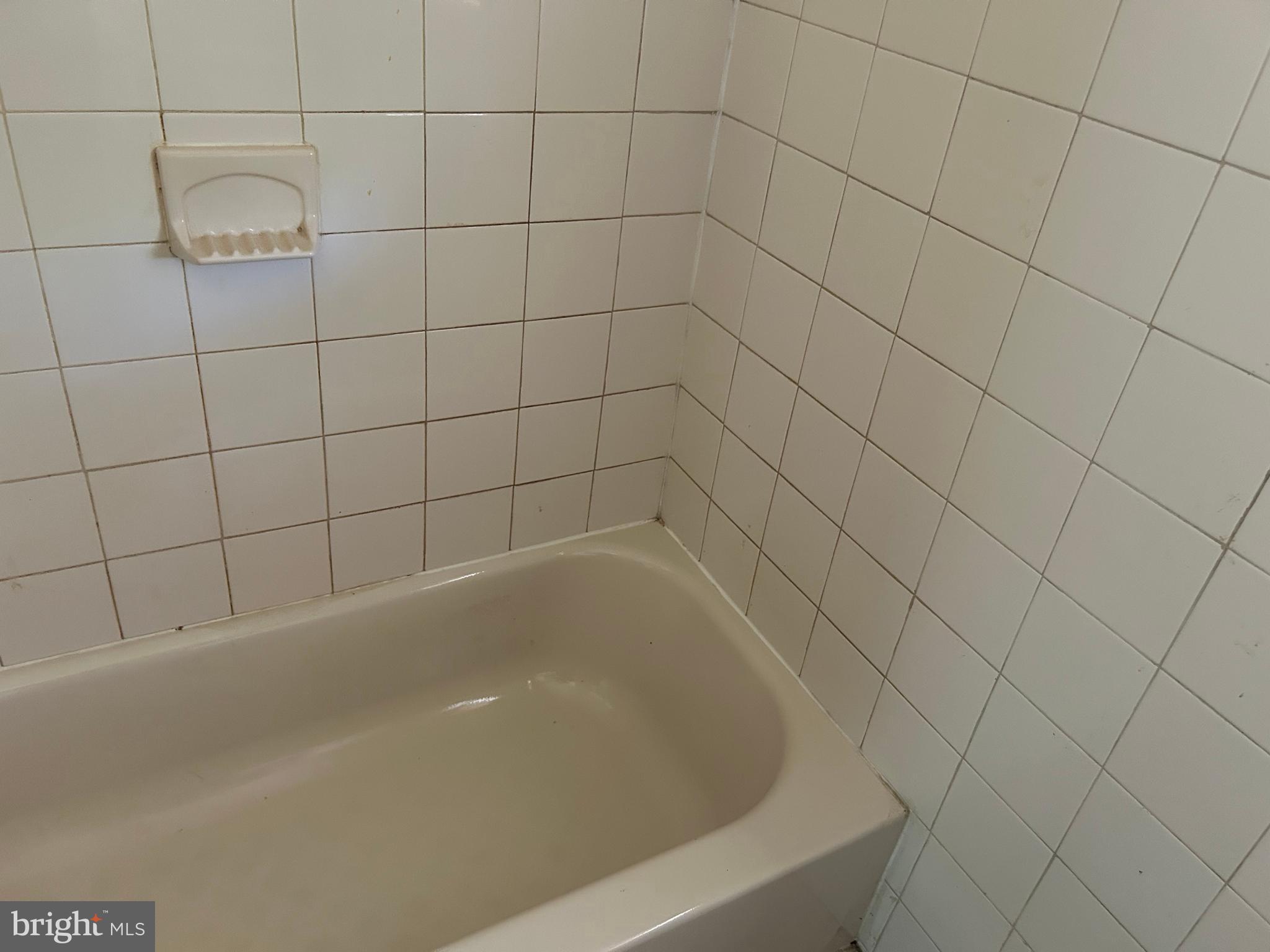 PERRING LOCH - Residential