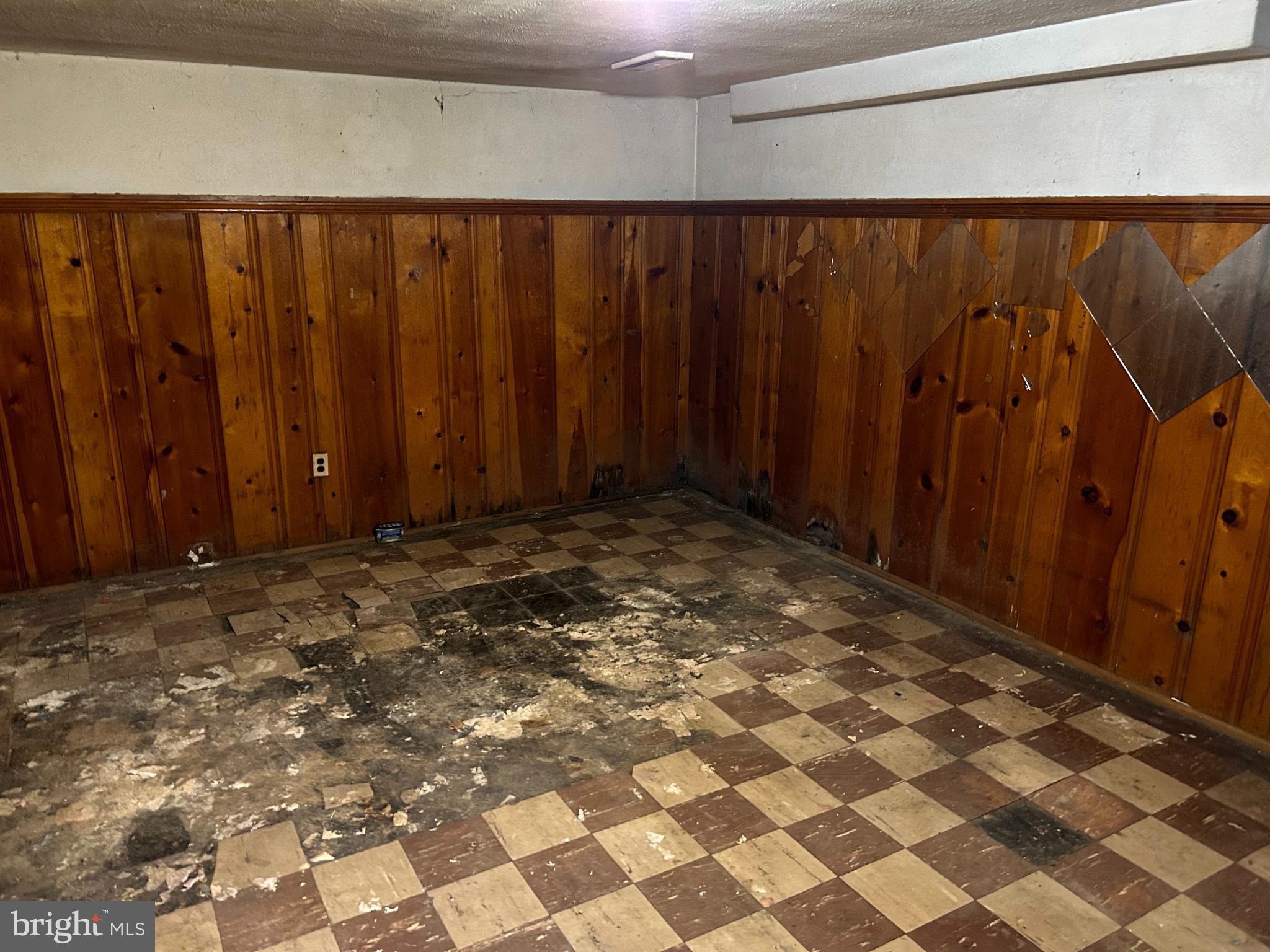 PERRING LOCH - Residential