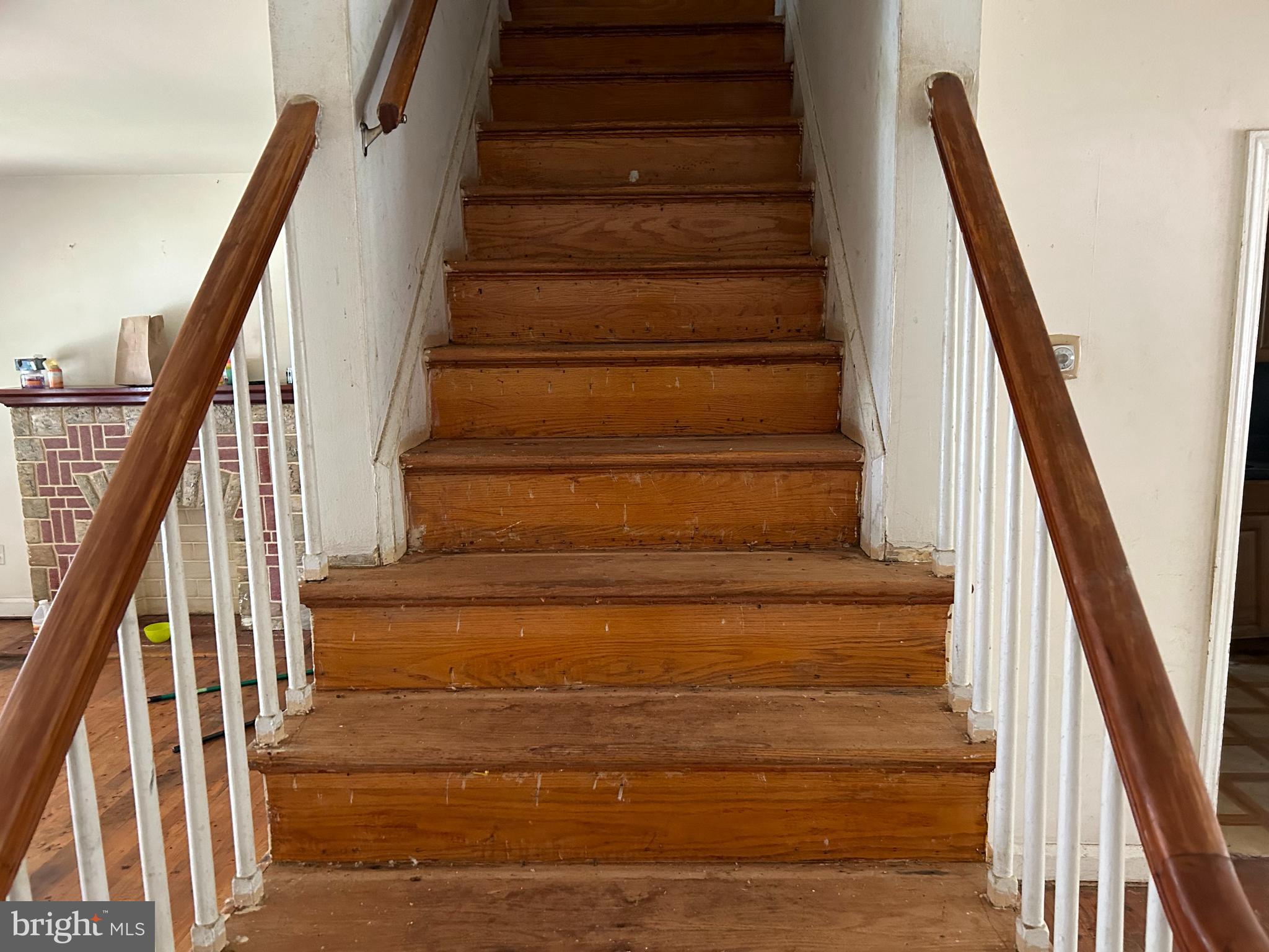 PERRING LOCH - Residential