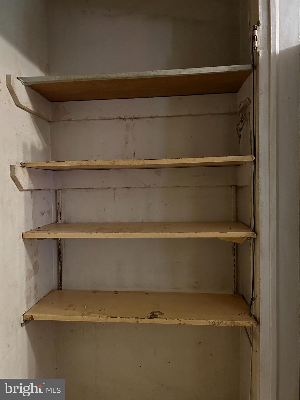 PERRING LOCH - Residential