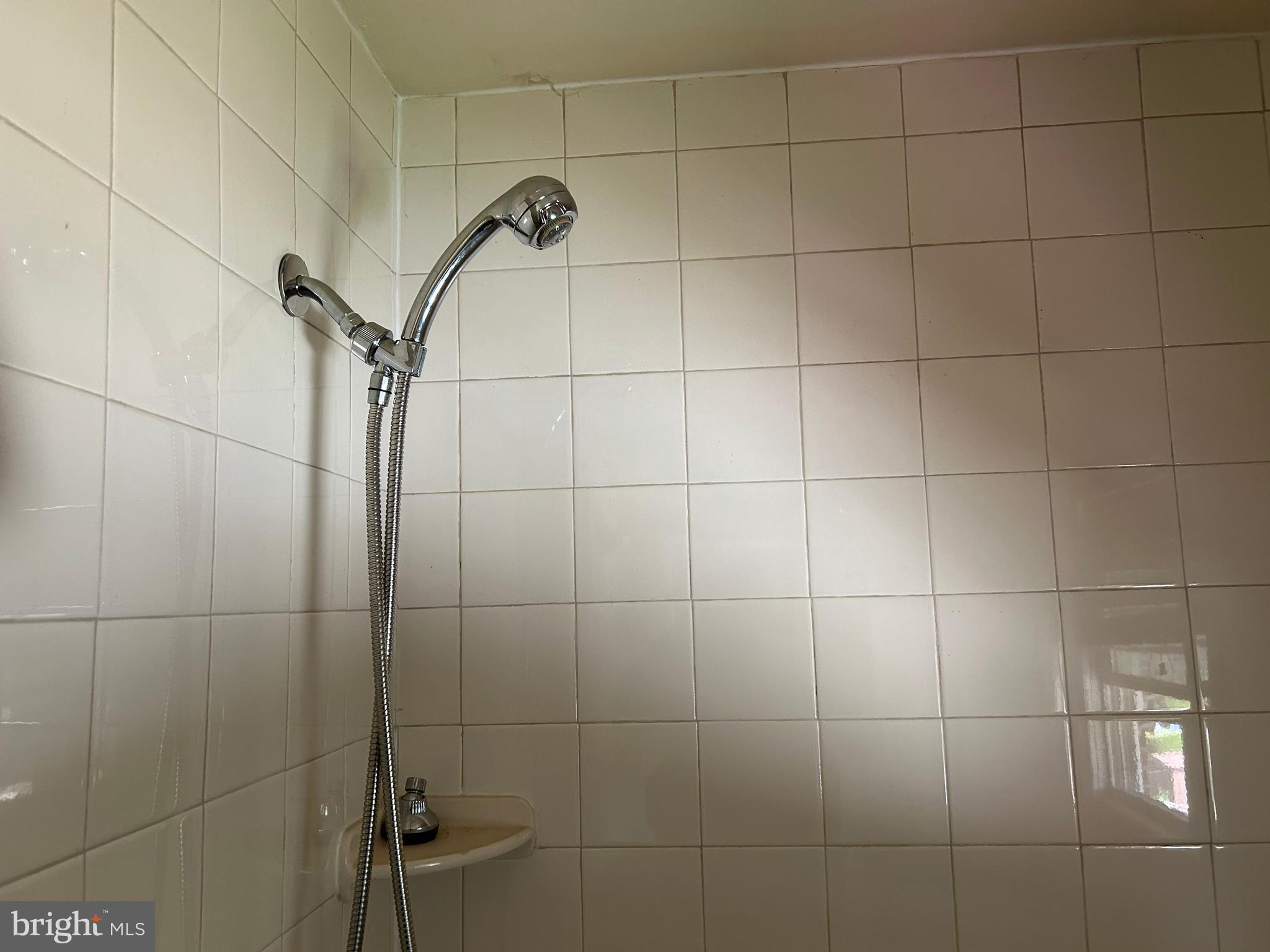 PERRING LOCH - Residential