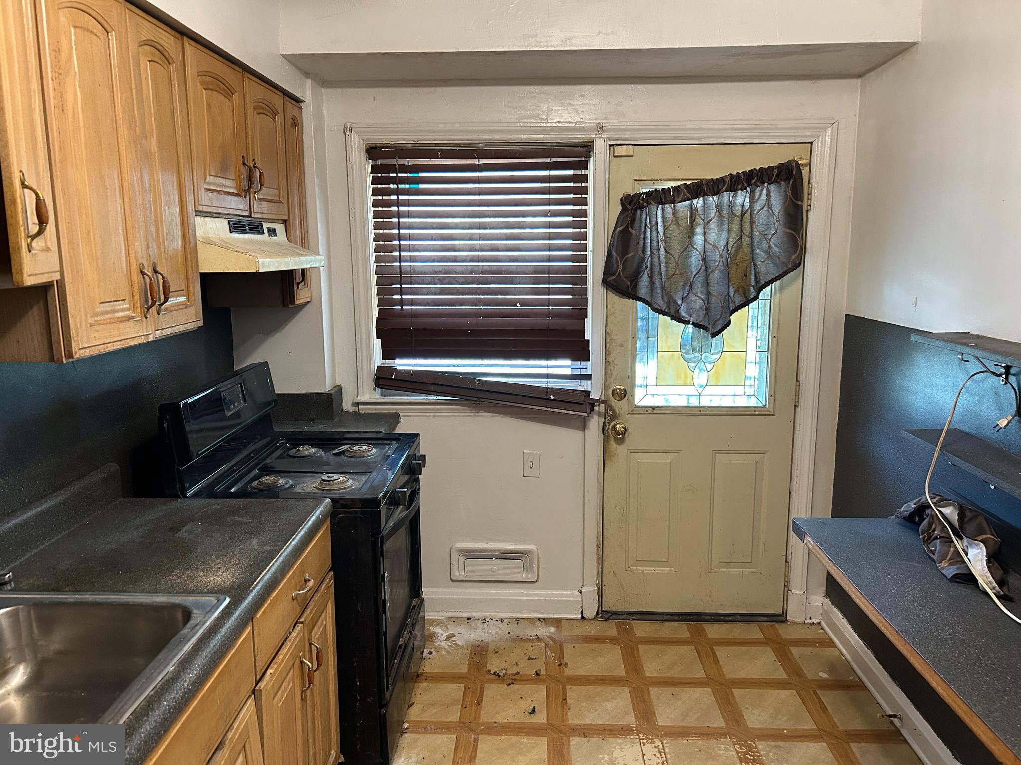 PERRING LOCH - Residential