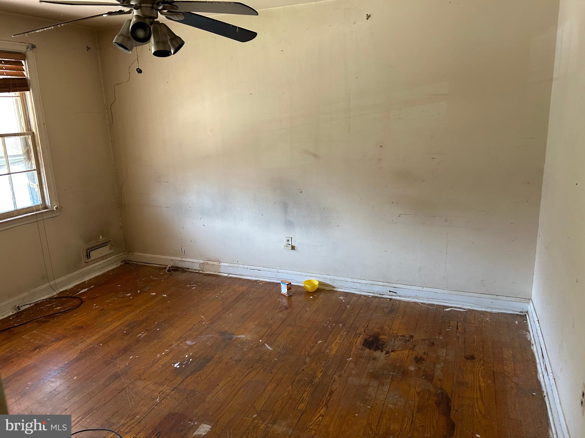 PERRING LOCH - Residential