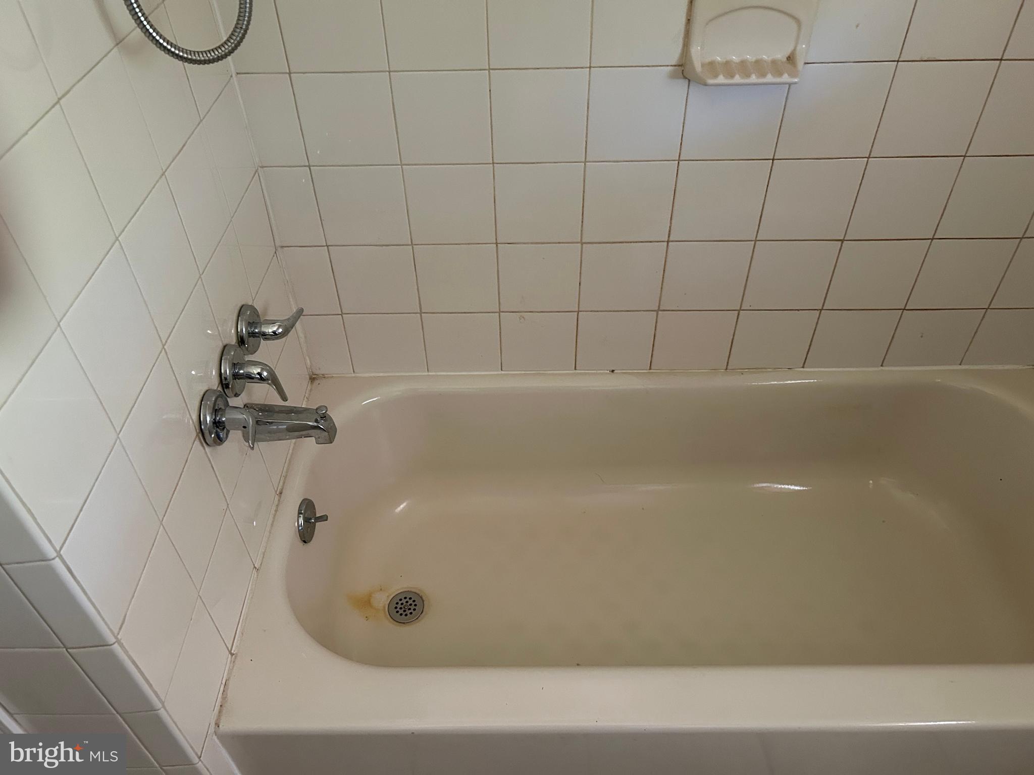 PERRING LOCH - Residential