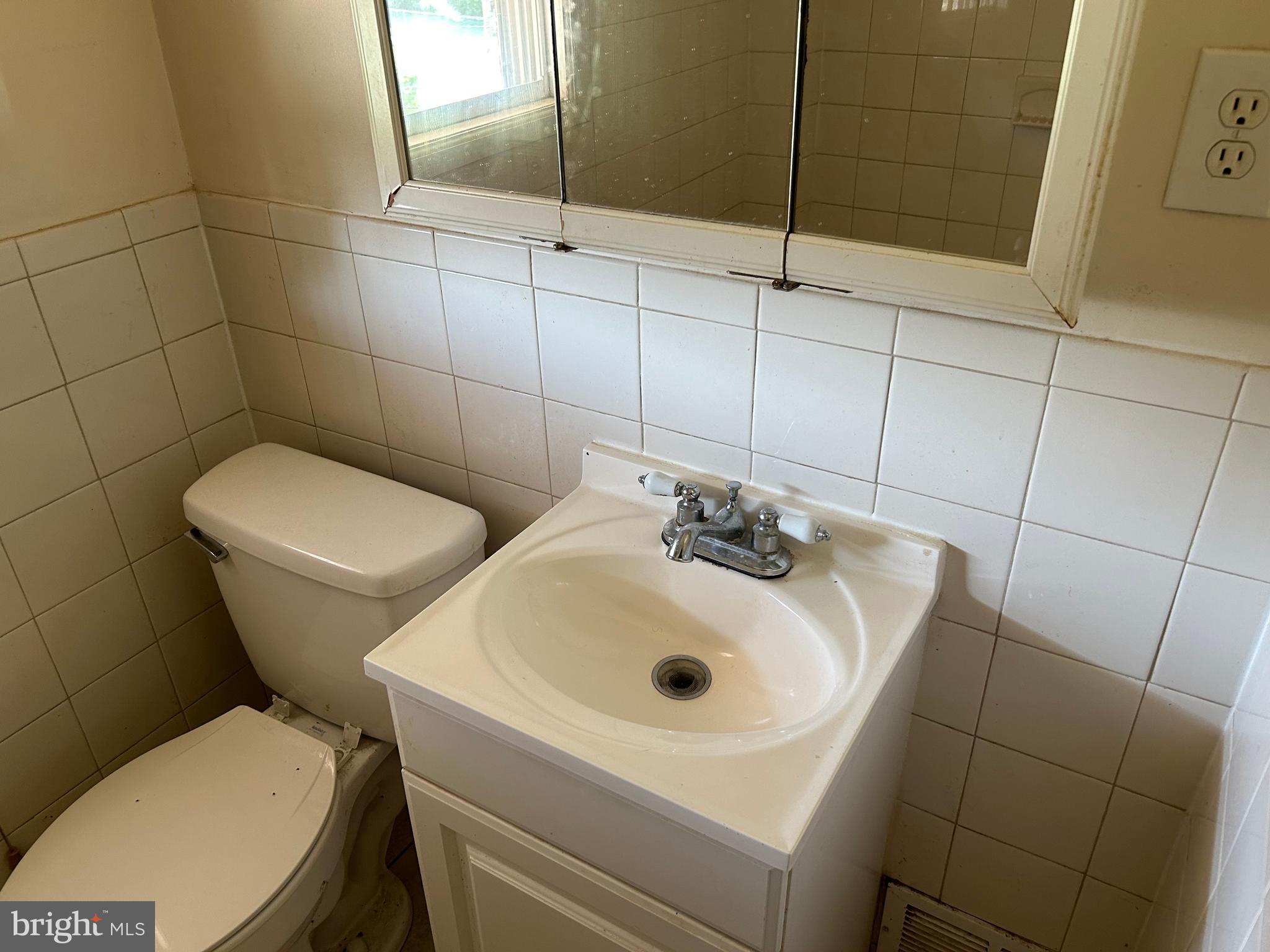 PERRING LOCH - Residential