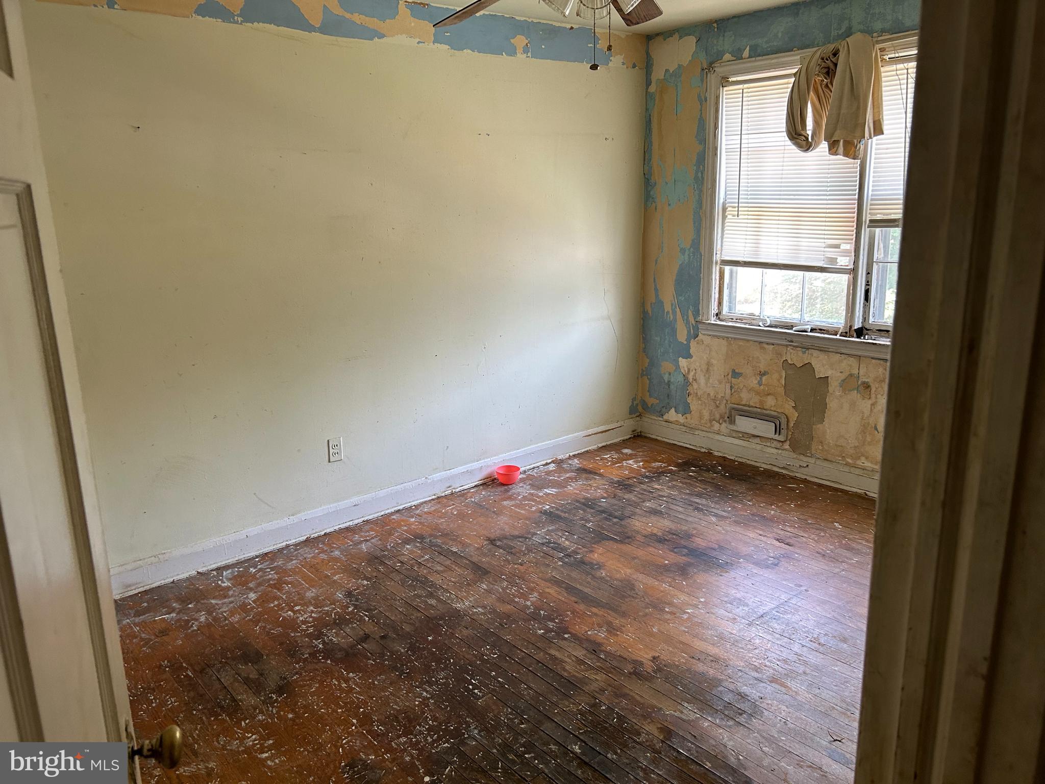 PERRING LOCH - Residential