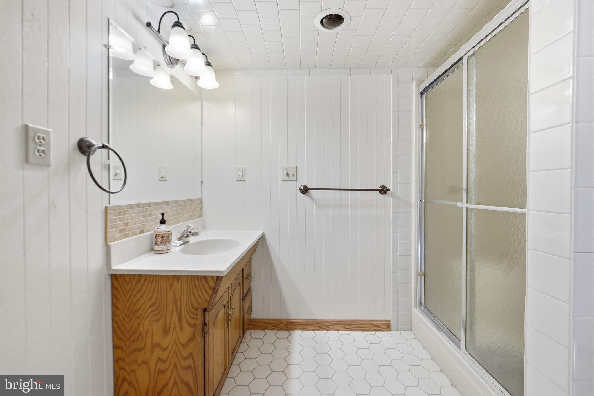 SALTAIRE - Residential