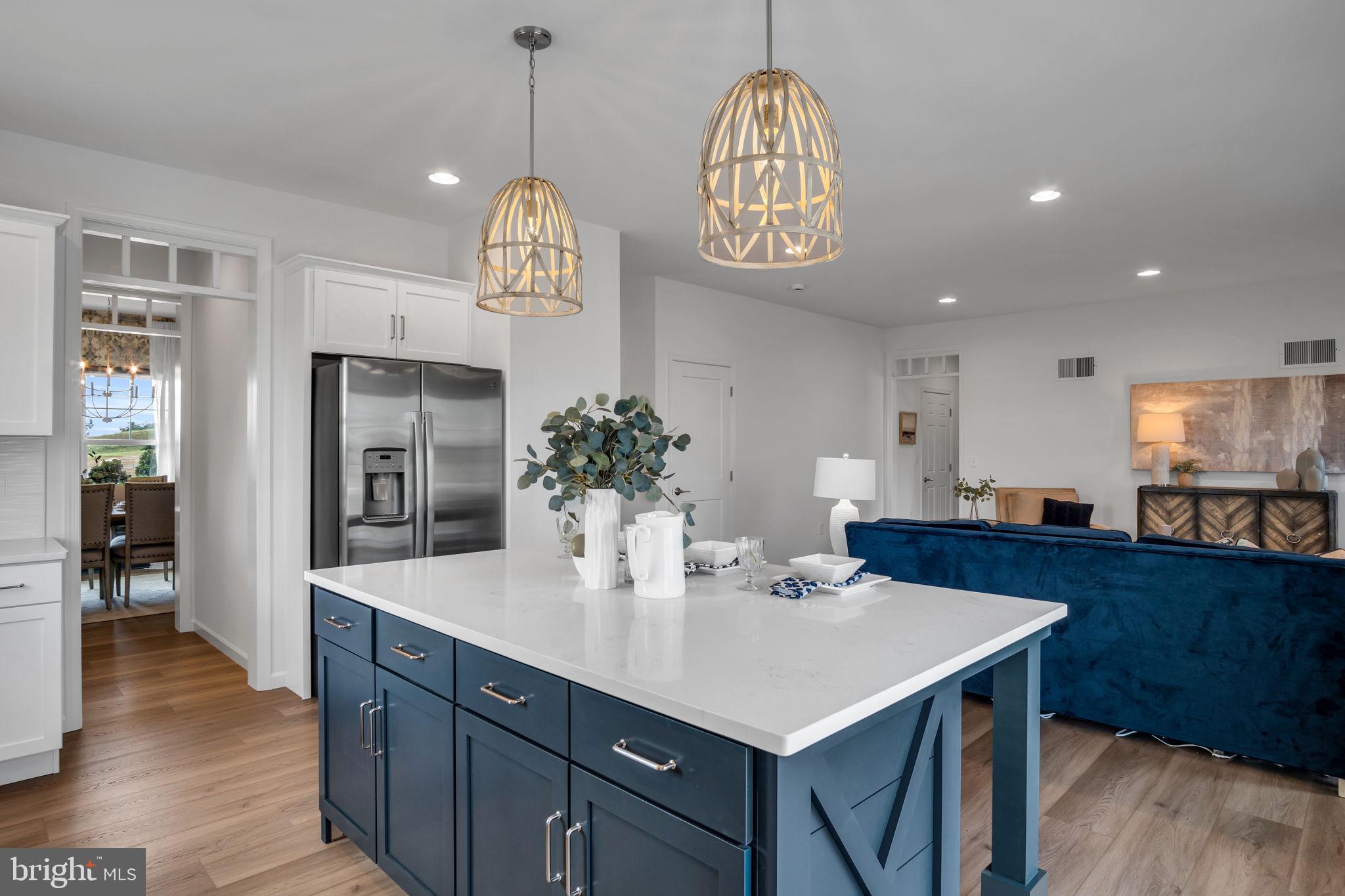 AUTUMN CHASE - Residential