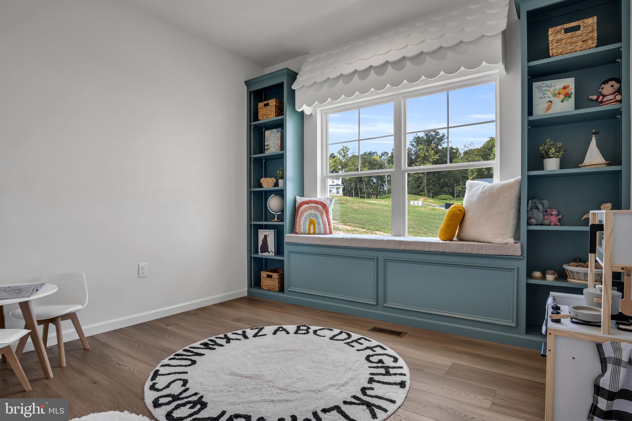 AUTUMN CHASE - Residential