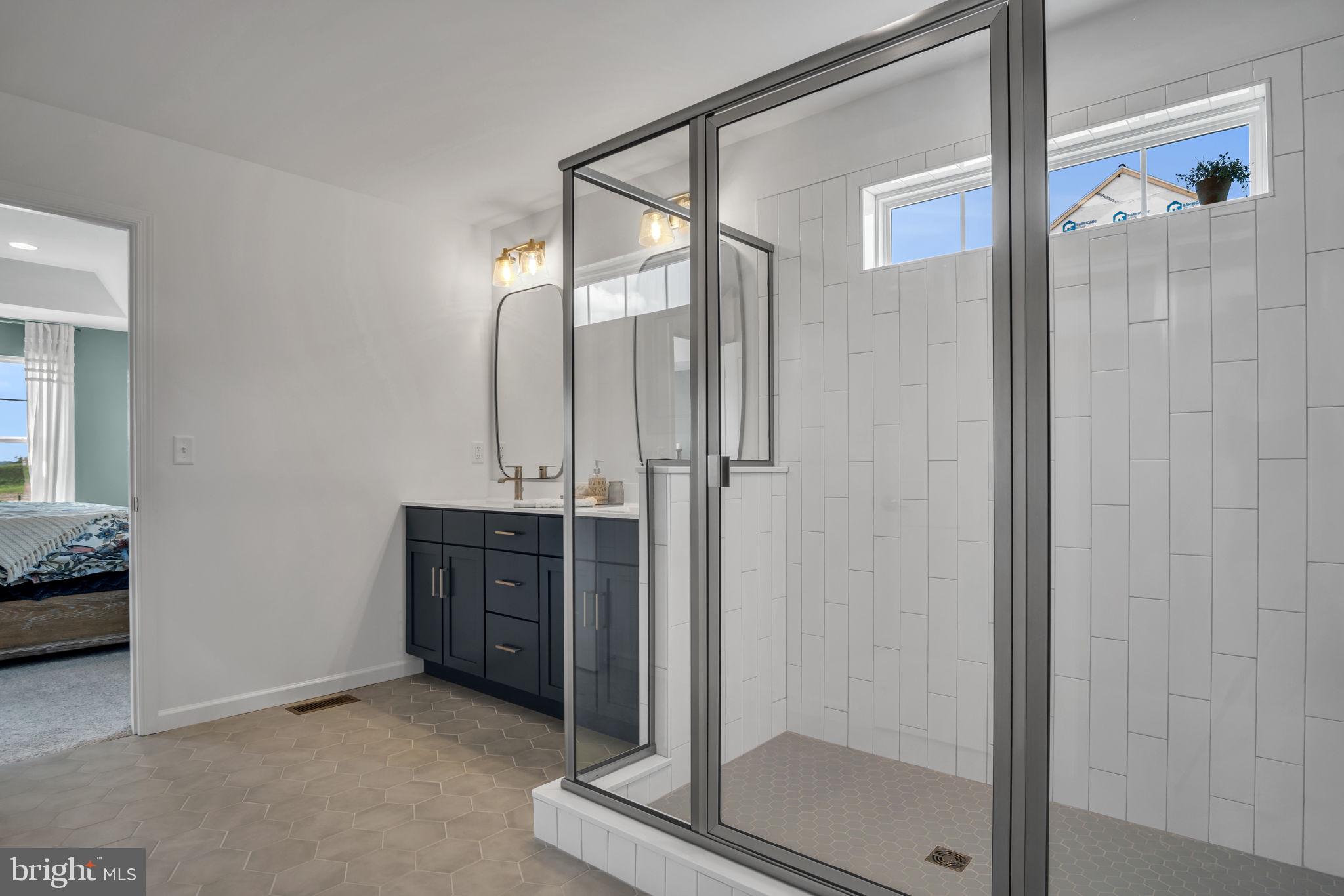 AUTUMN CHASE - Residential