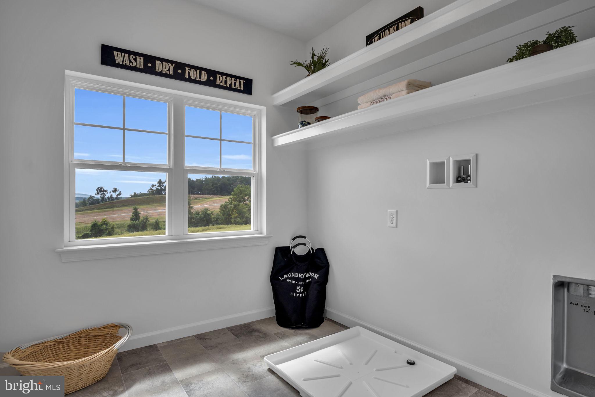 AUTUMN CHASE - Residential