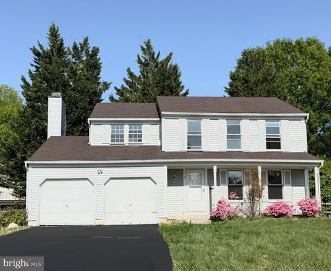 Homes For Rent - 2 Cinnabar Court<br/> GAITHERSBURG, MD 20879