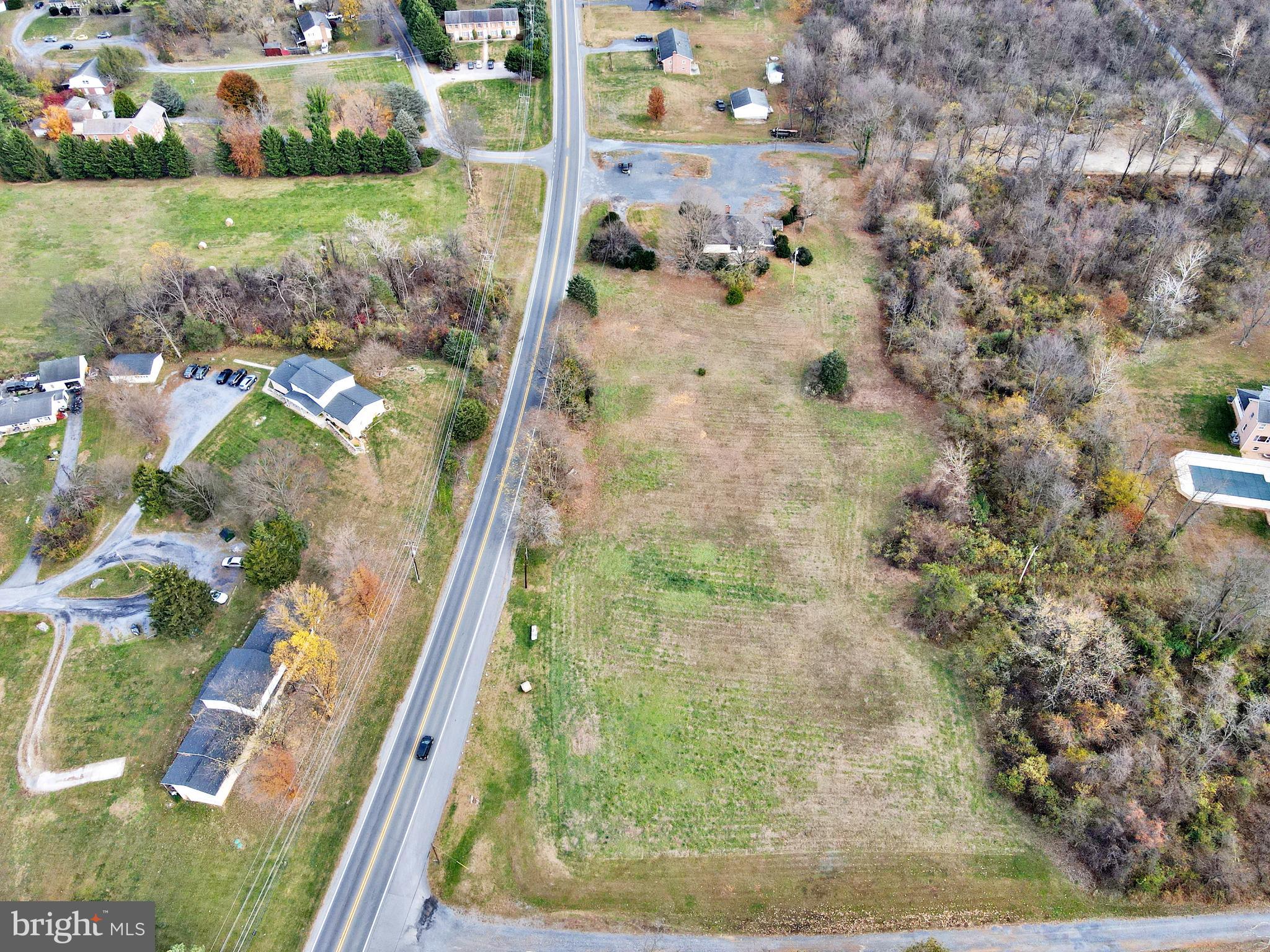 7174 MARTINSBURG PIKE