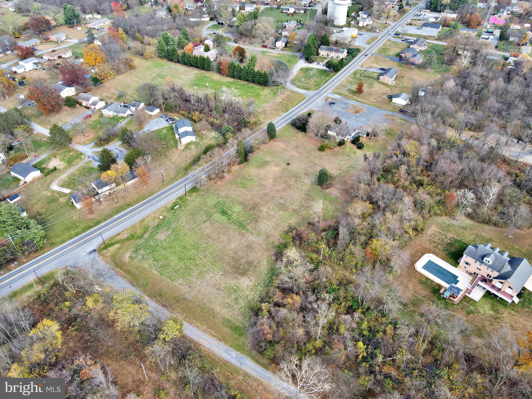 7174 MARTINSBURG PIKE