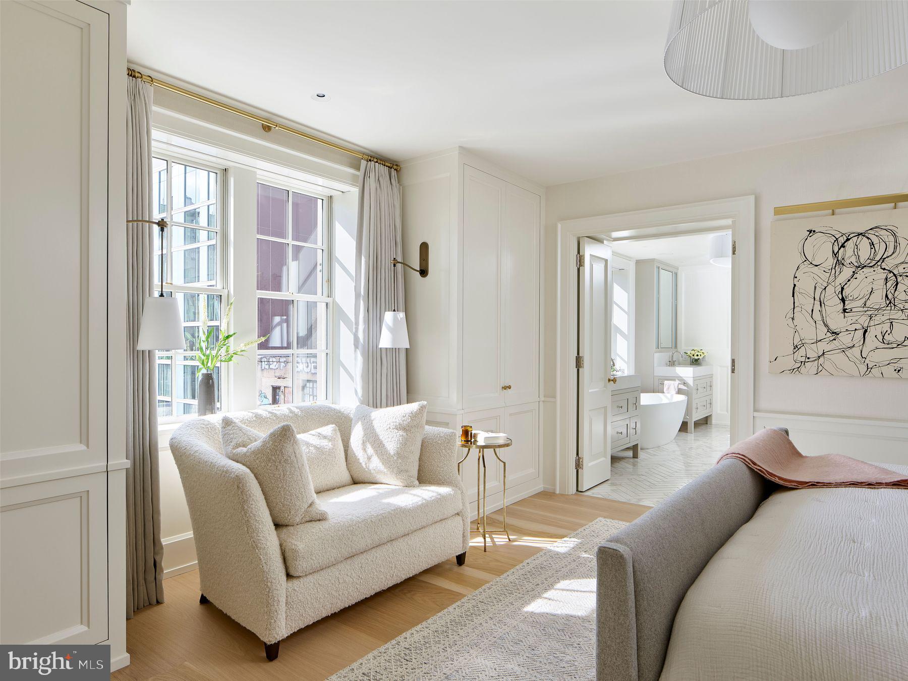 RITTENHOUSE SQUARE - Residential