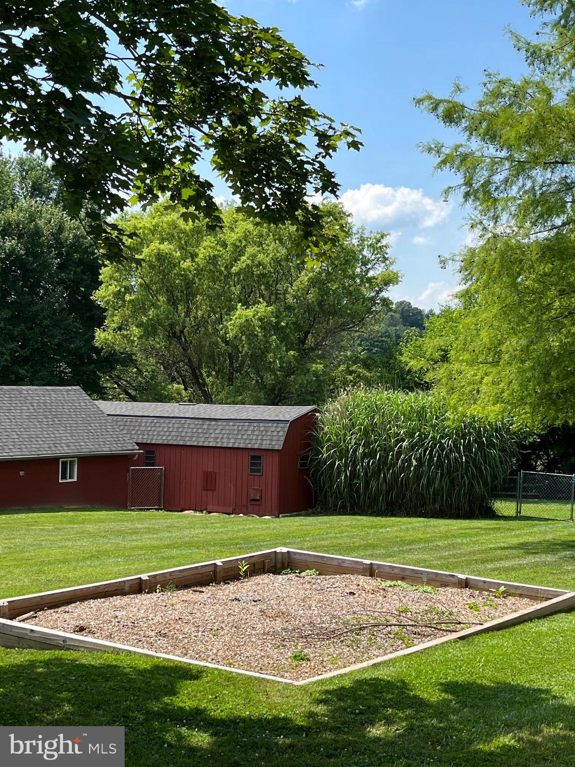 HANNLEIGH HEIGHT - Residential