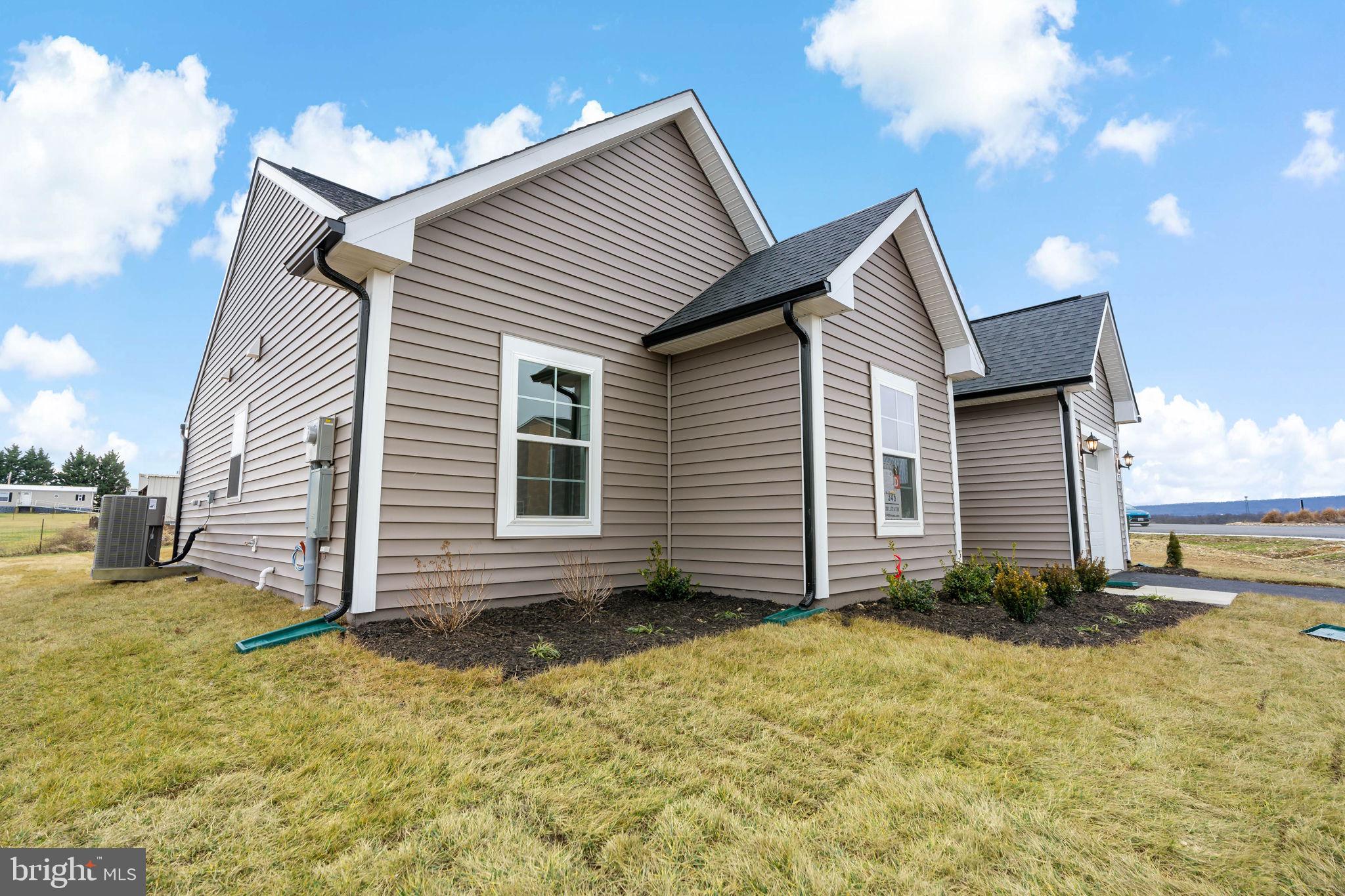 SOUTH BROOK - Residential