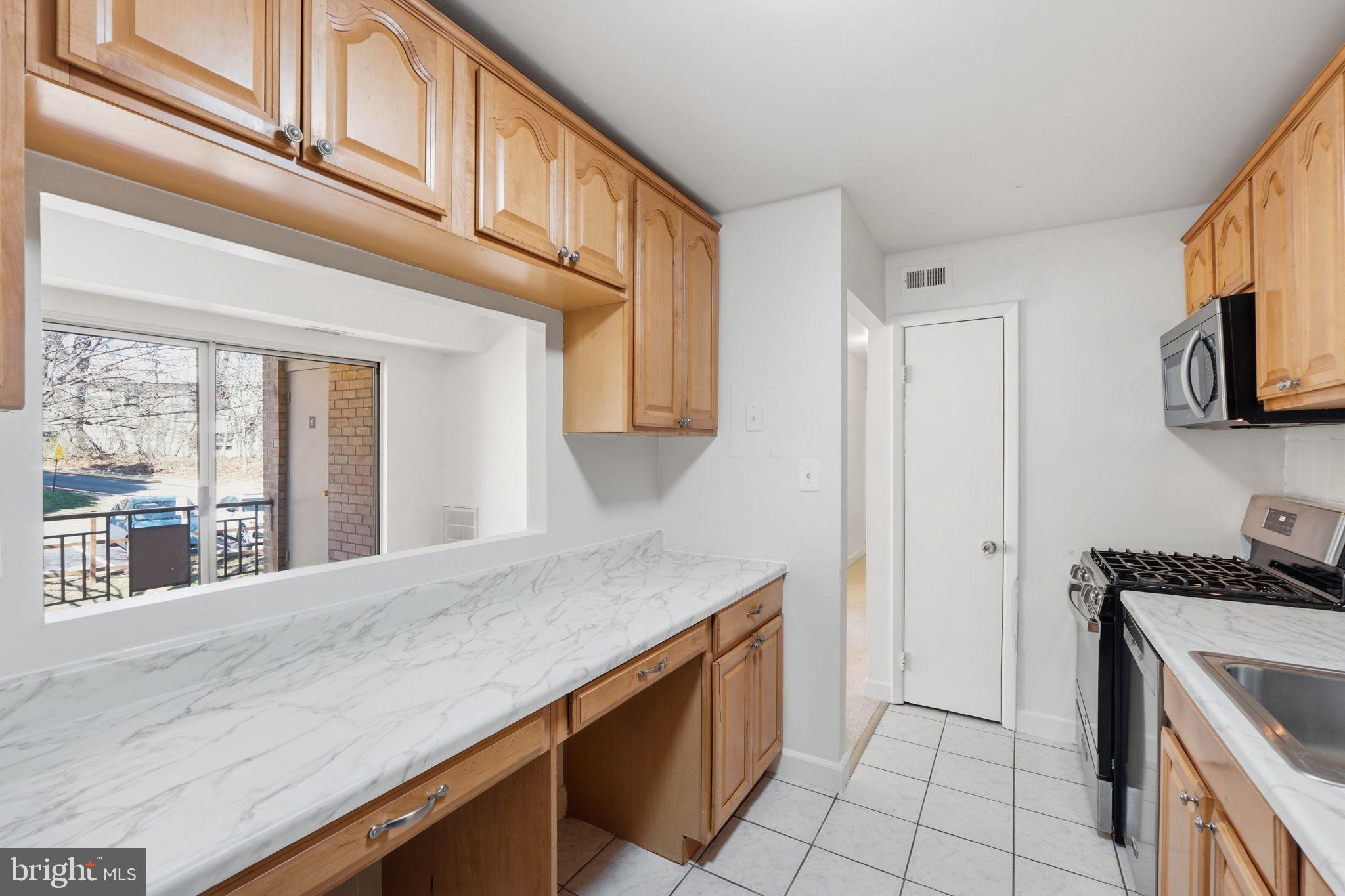 BETHESDA PARK - Residential