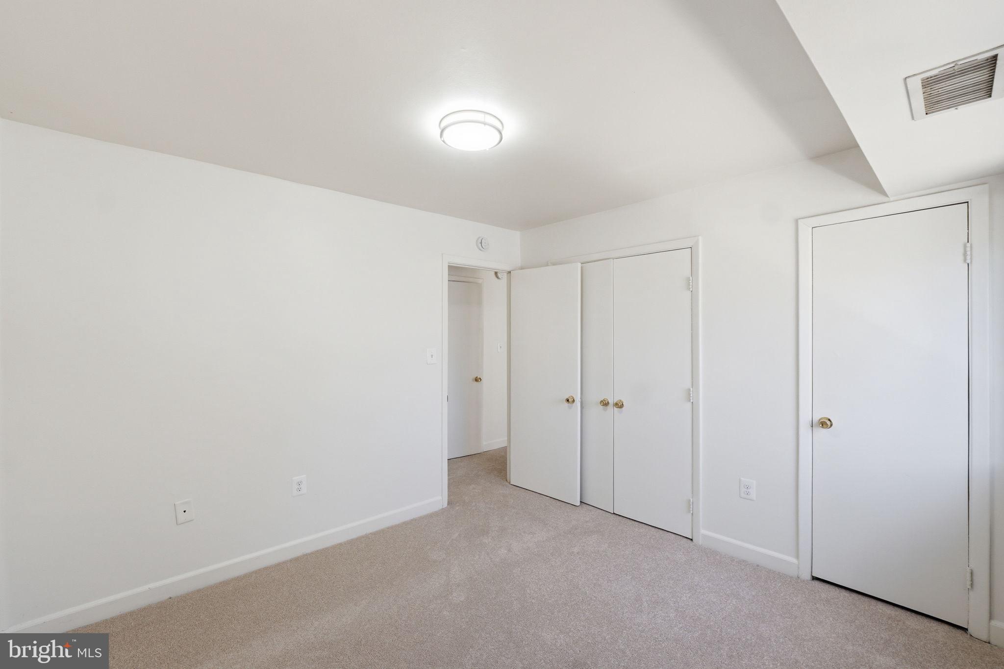 BETHESDA PARK - Residential