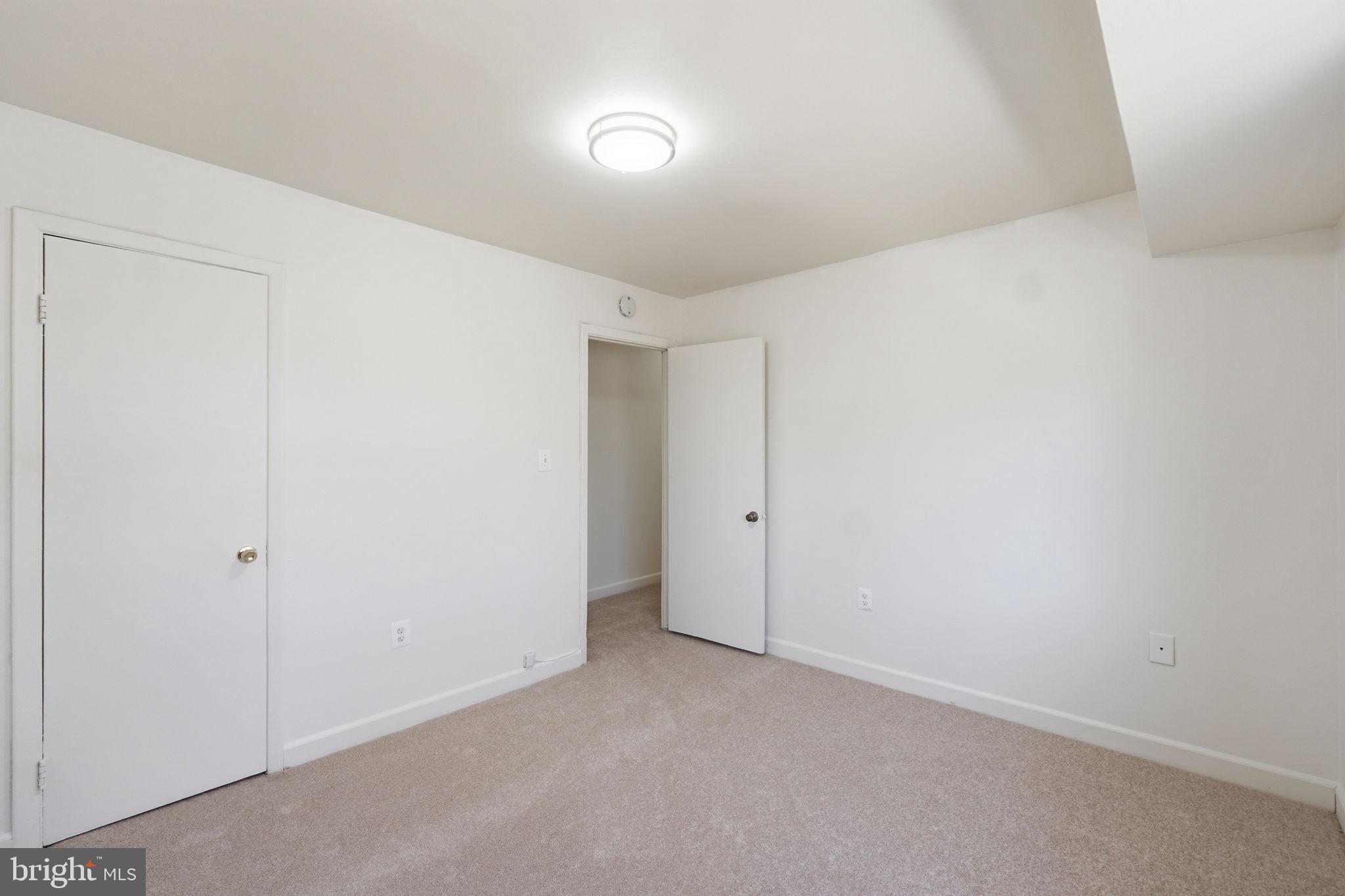 BETHESDA PARK - Residential